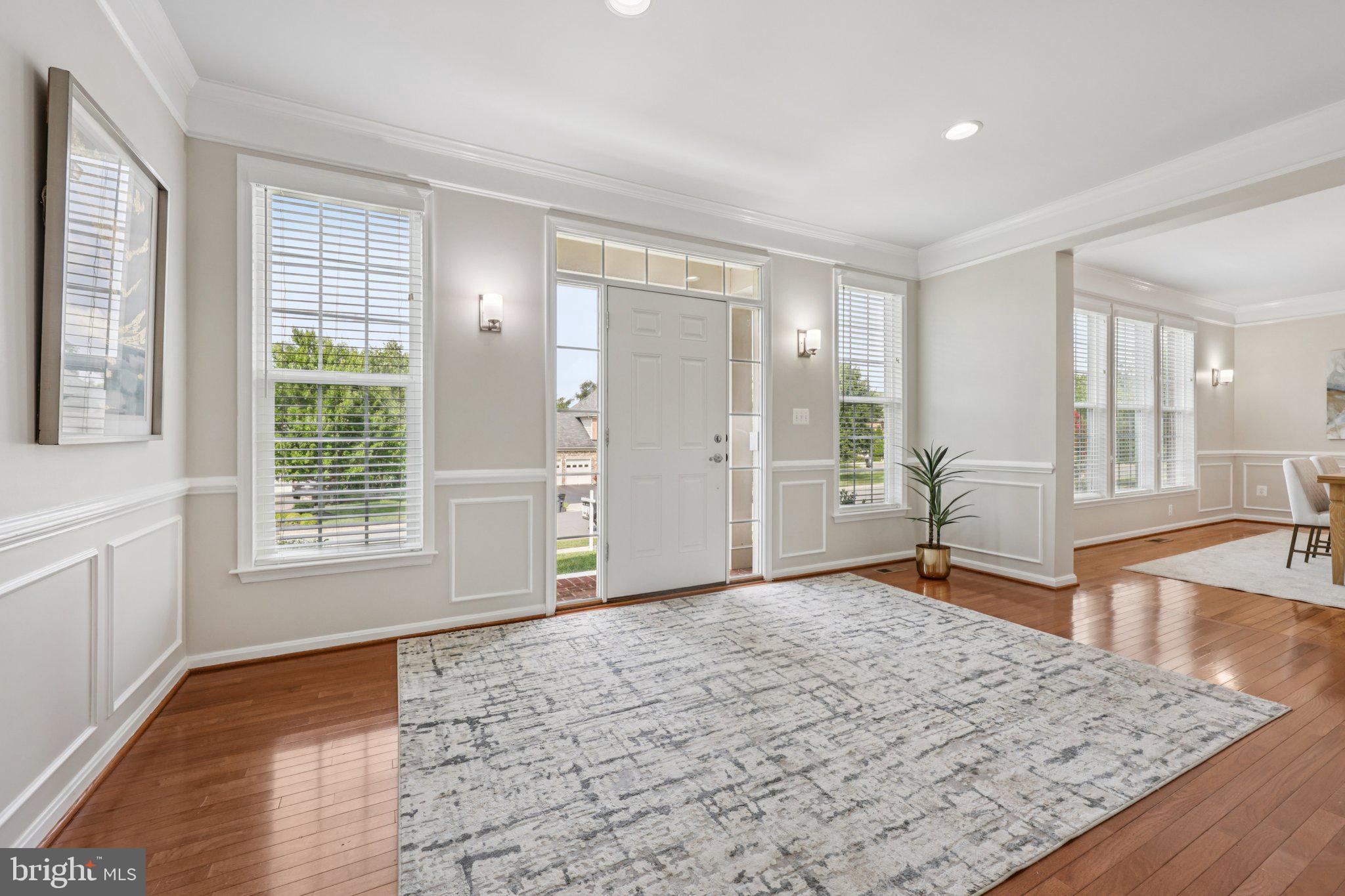 BROADLANDS - Residential