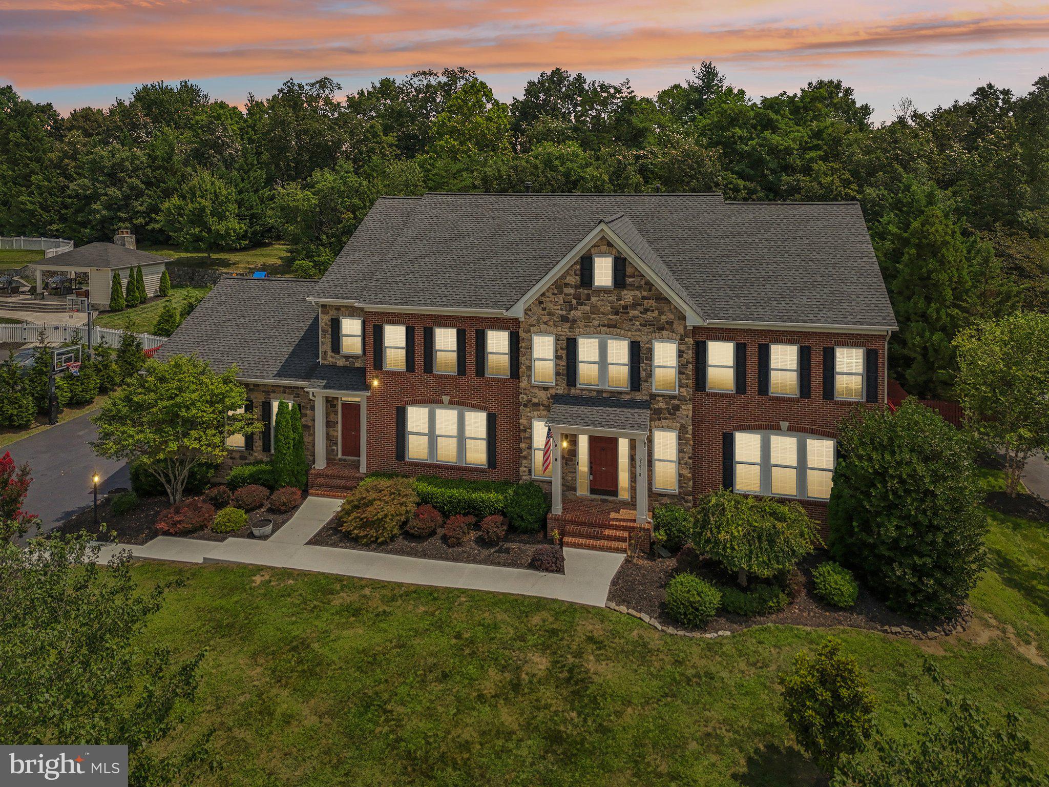 BROADLANDS - Residential