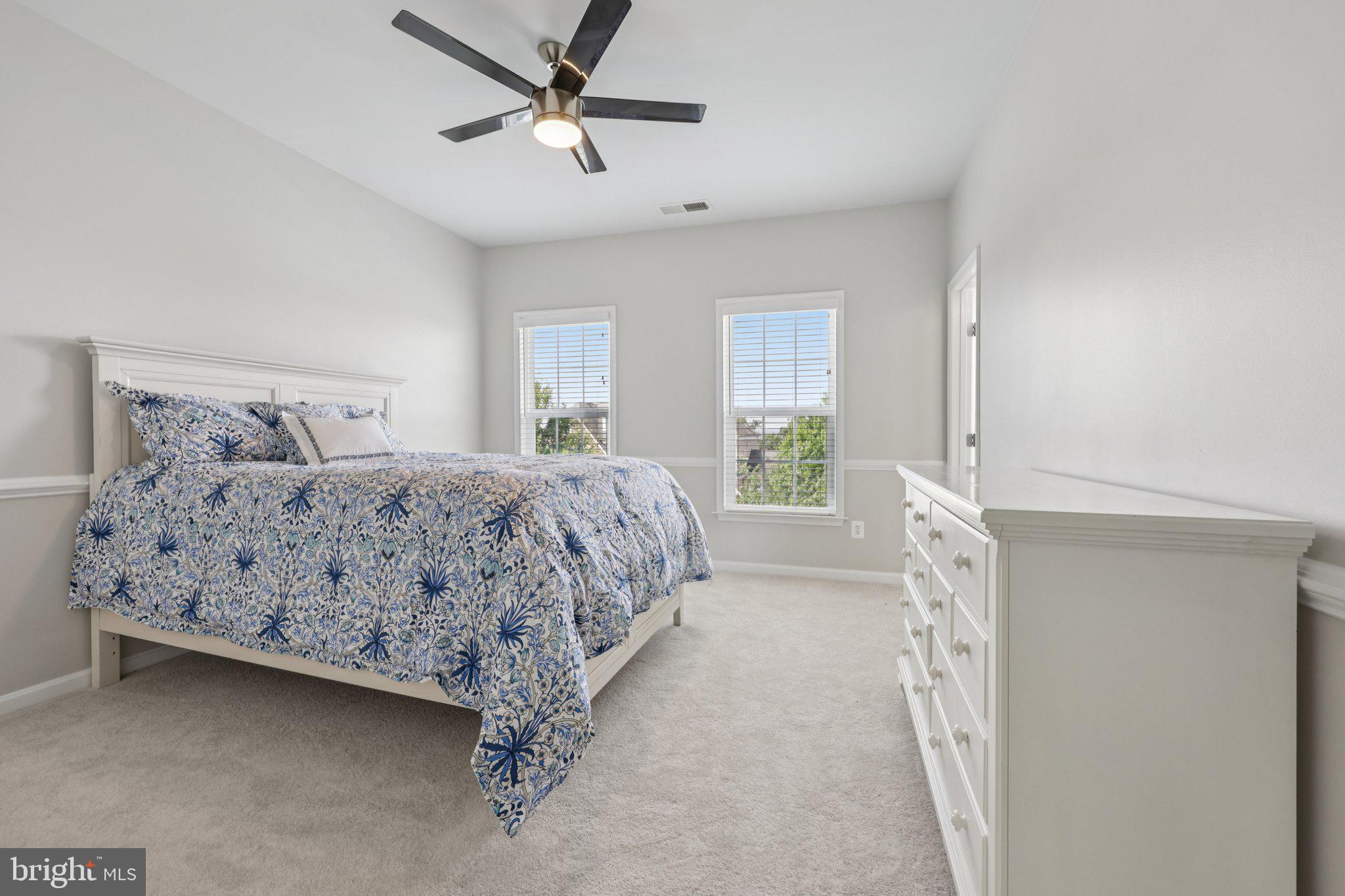 BROADLANDS - Residential