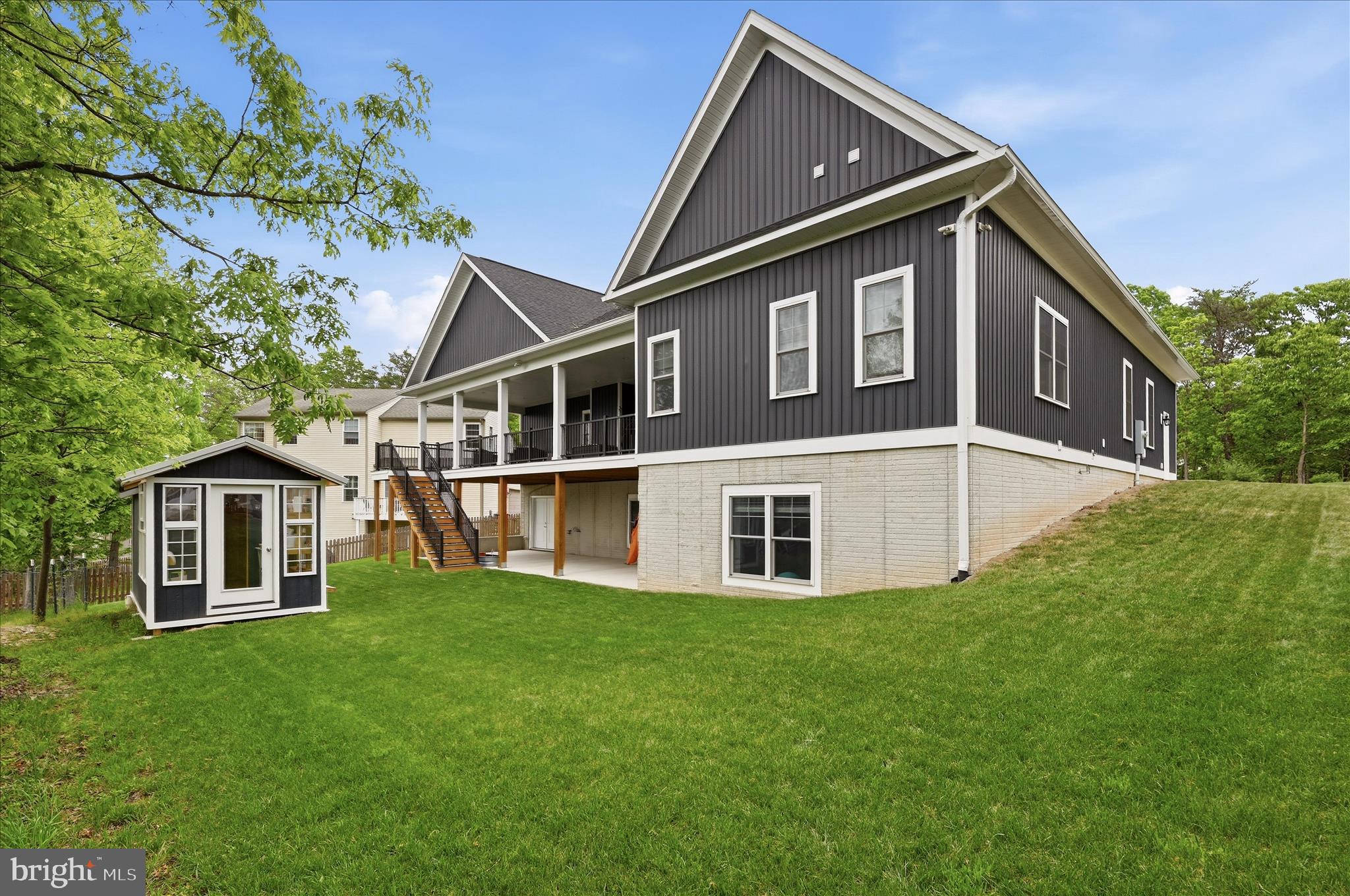 LAKE HOLIDAY ESTATES - Residential