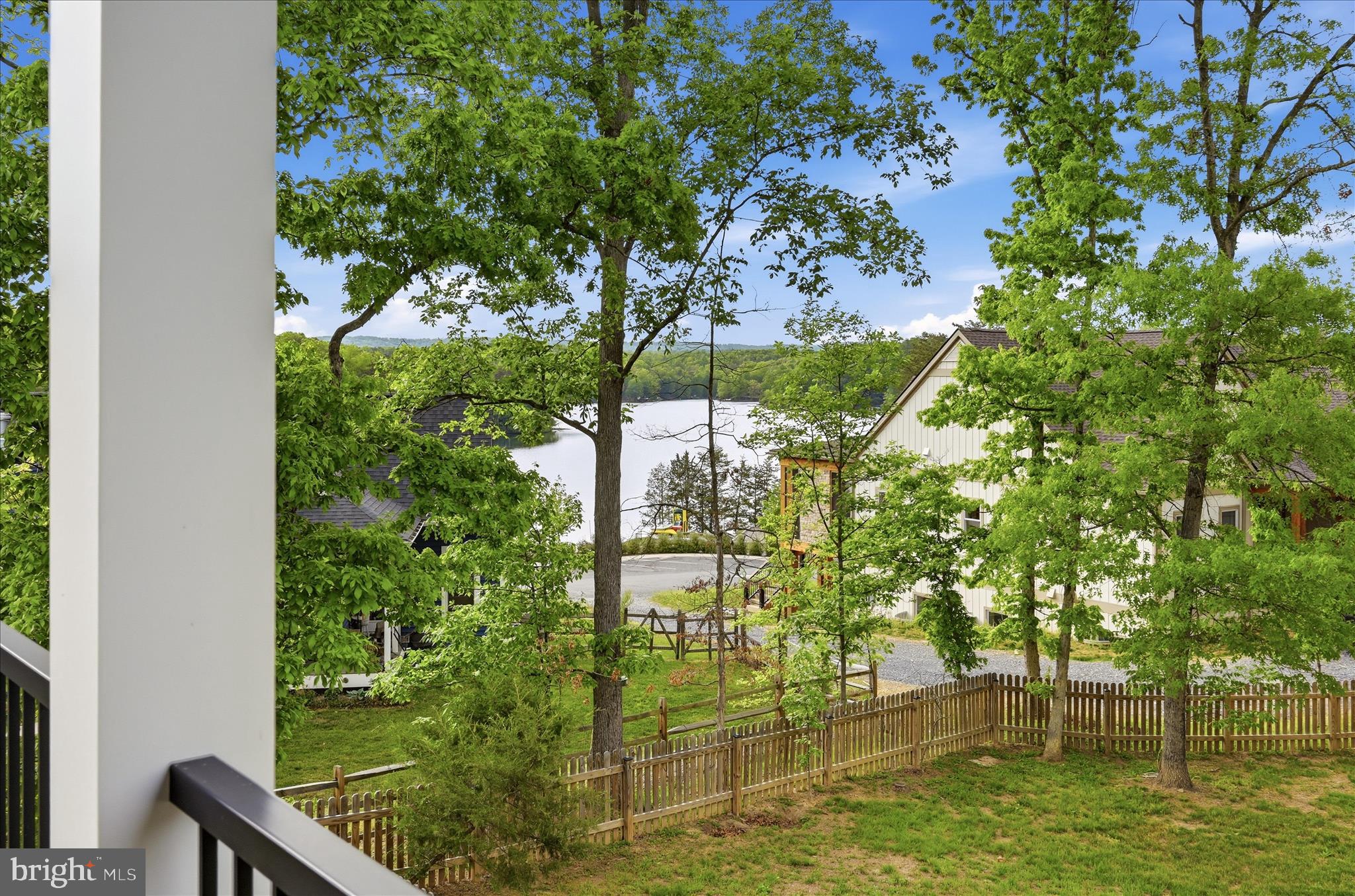 LAKE HOLIDAY ESTATES - Residential