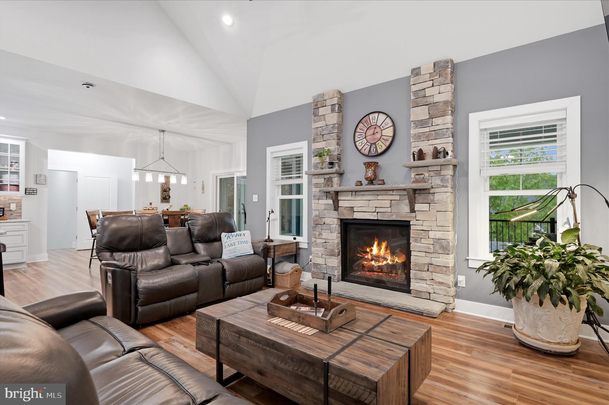 LAKE HOLIDAY ESTATES - Residential
