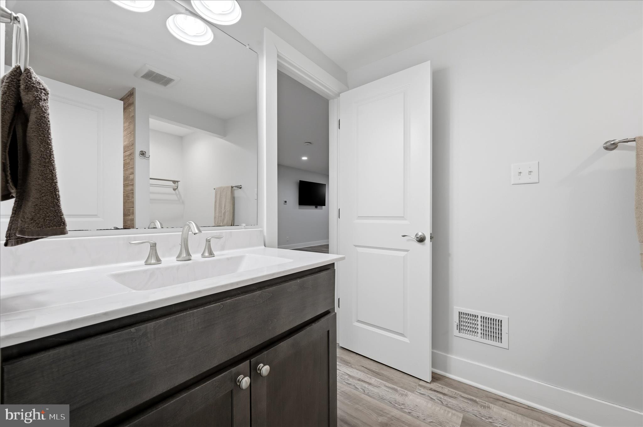LAKE HOLIDAY ESTATES - Residential