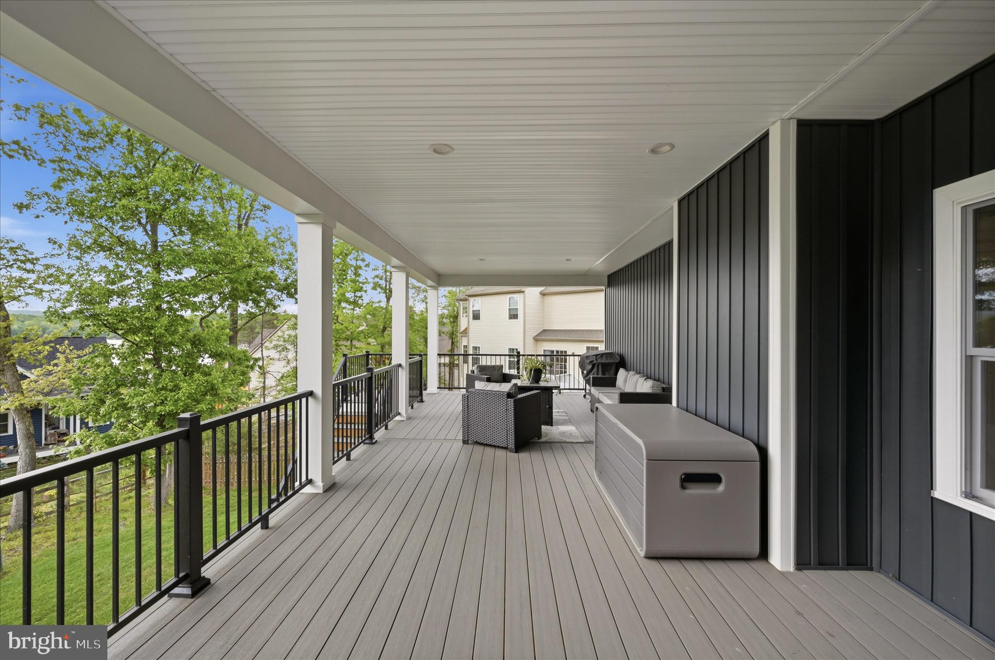 LAKE HOLIDAY ESTATES - Residential