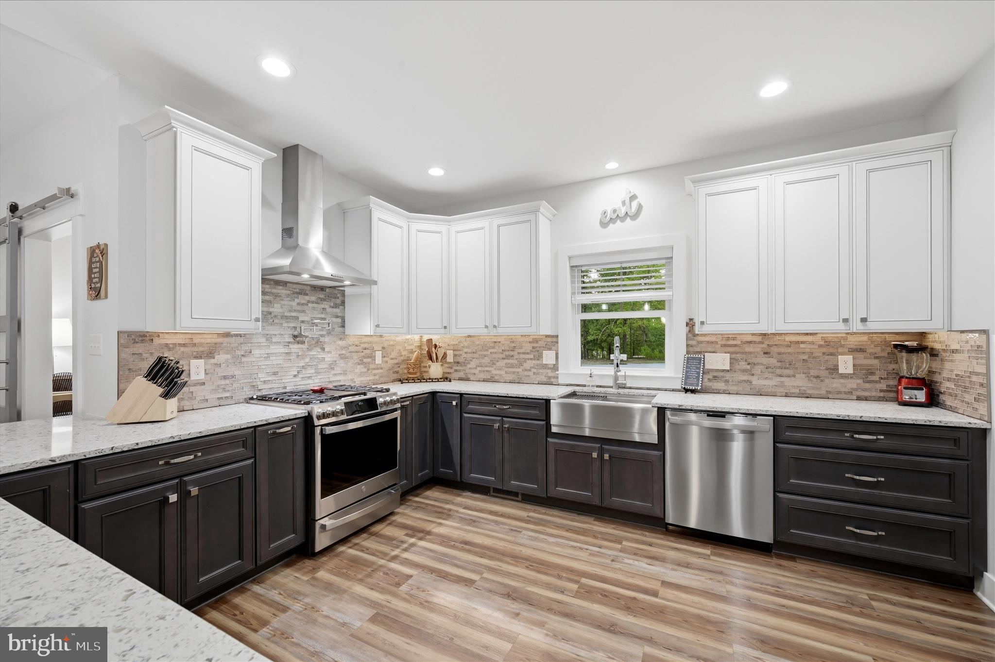 LAKE HOLIDAY ESTATES - Residential