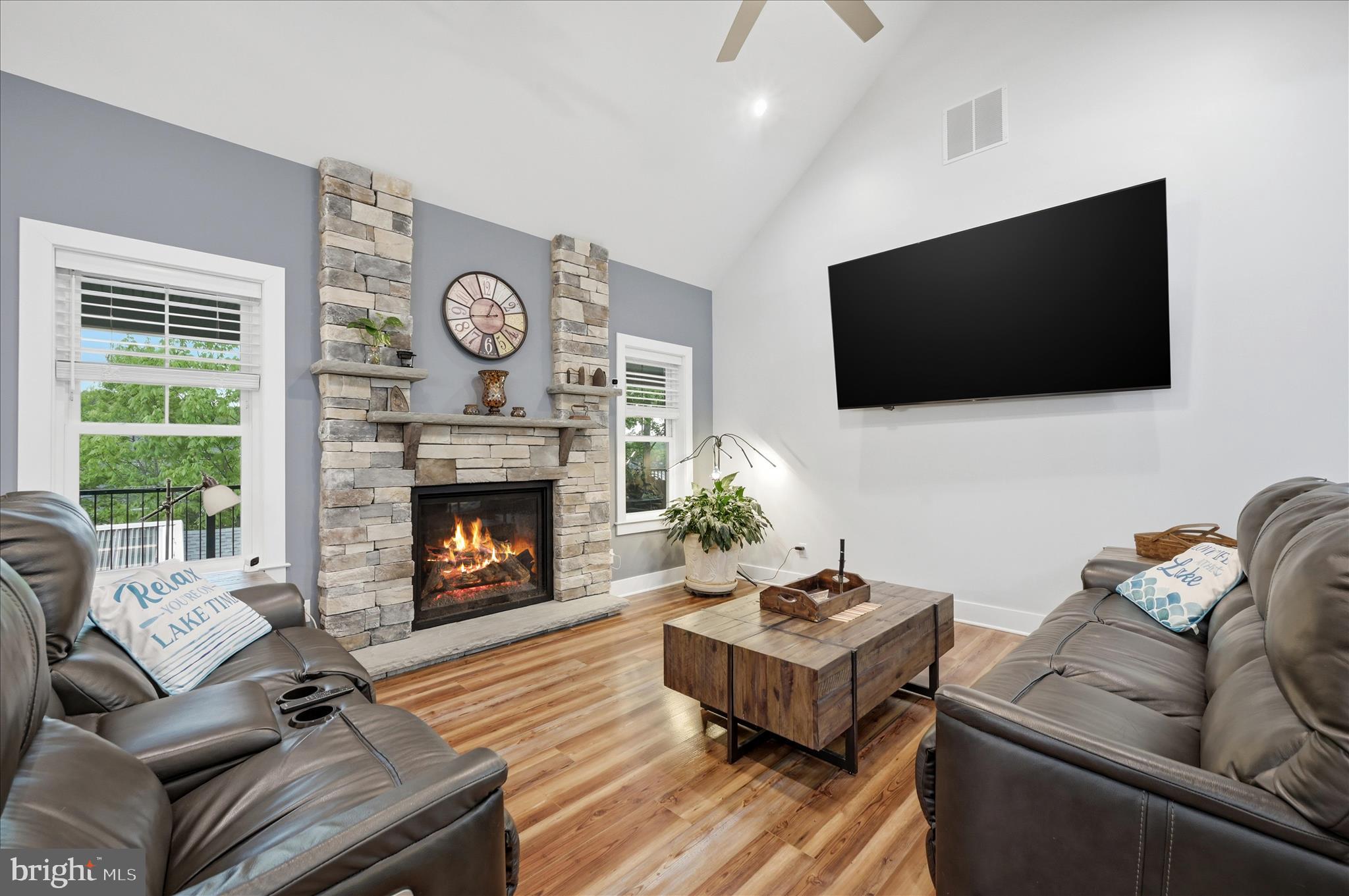 LAKE HOLIDAY ESTATES - Residential