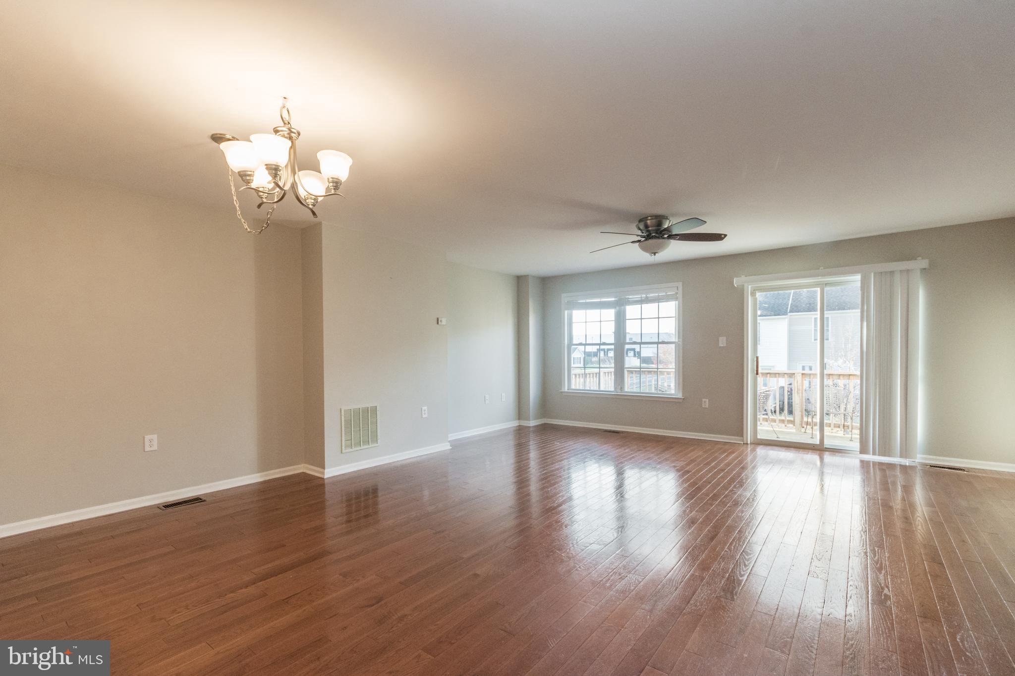 HAMMONDS MILL - Residential