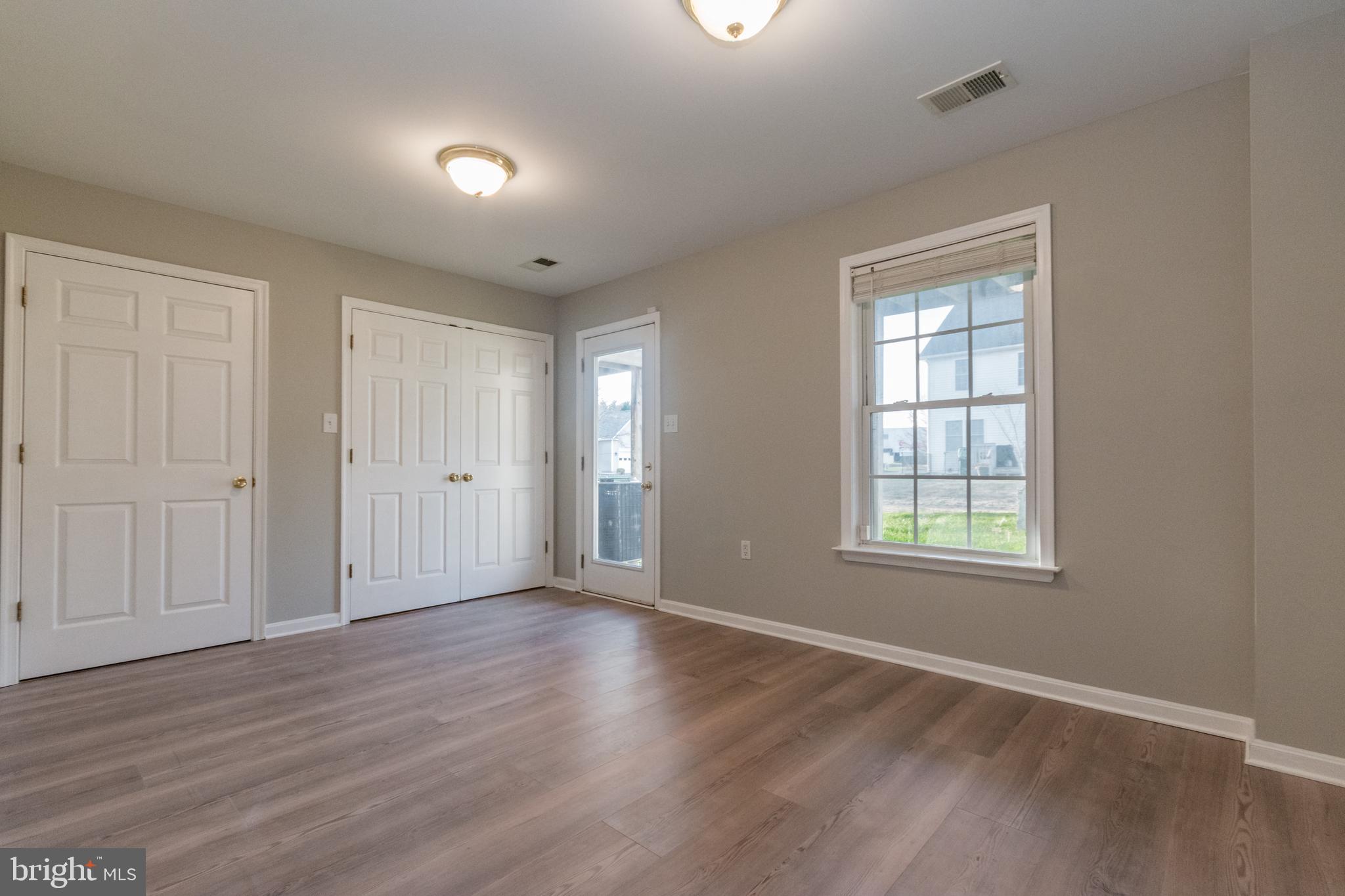 HAMMONDS MILL - Residential