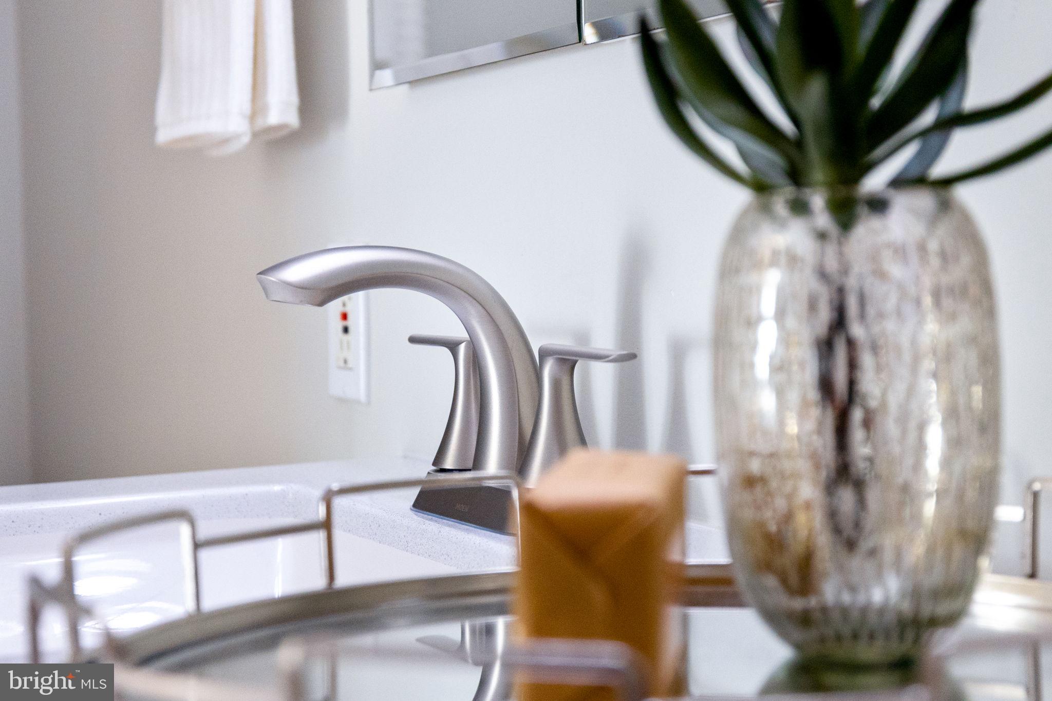 SOUTHGATE SQUARE CLUSTER - Residential