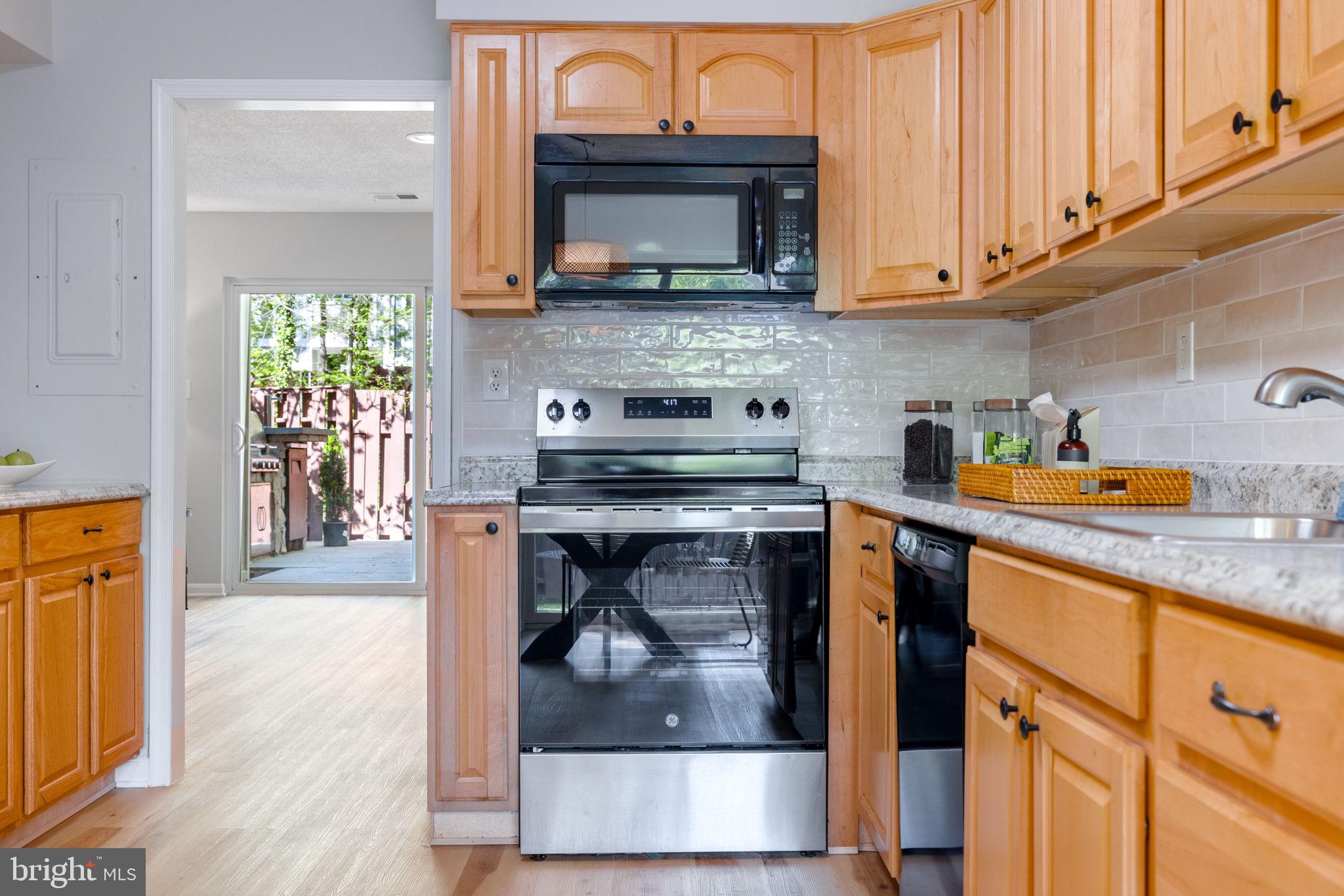 SOUTHGATE SQUARE CLUSTER - Residential