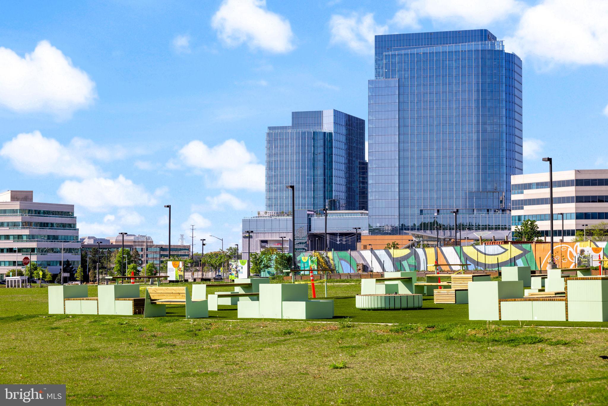 SOUTHGATE SQUARE CLUSTER - Residential