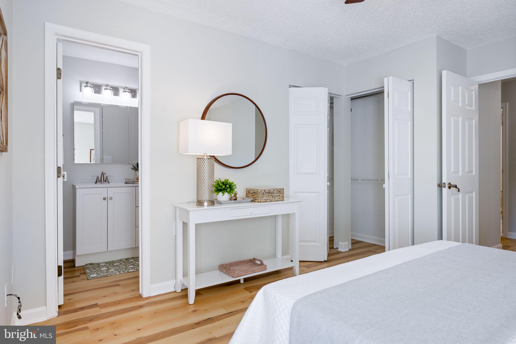 SOUTHGATE SQUARE CLUSTER - Residential