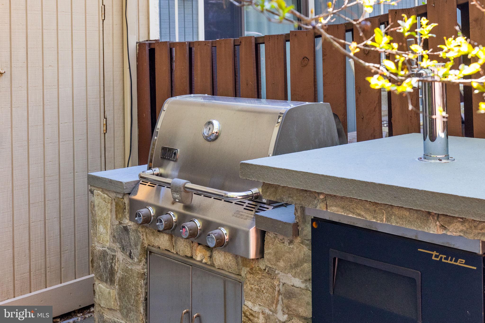 SOUTHGATE SQUARE CLUSTER - Residential