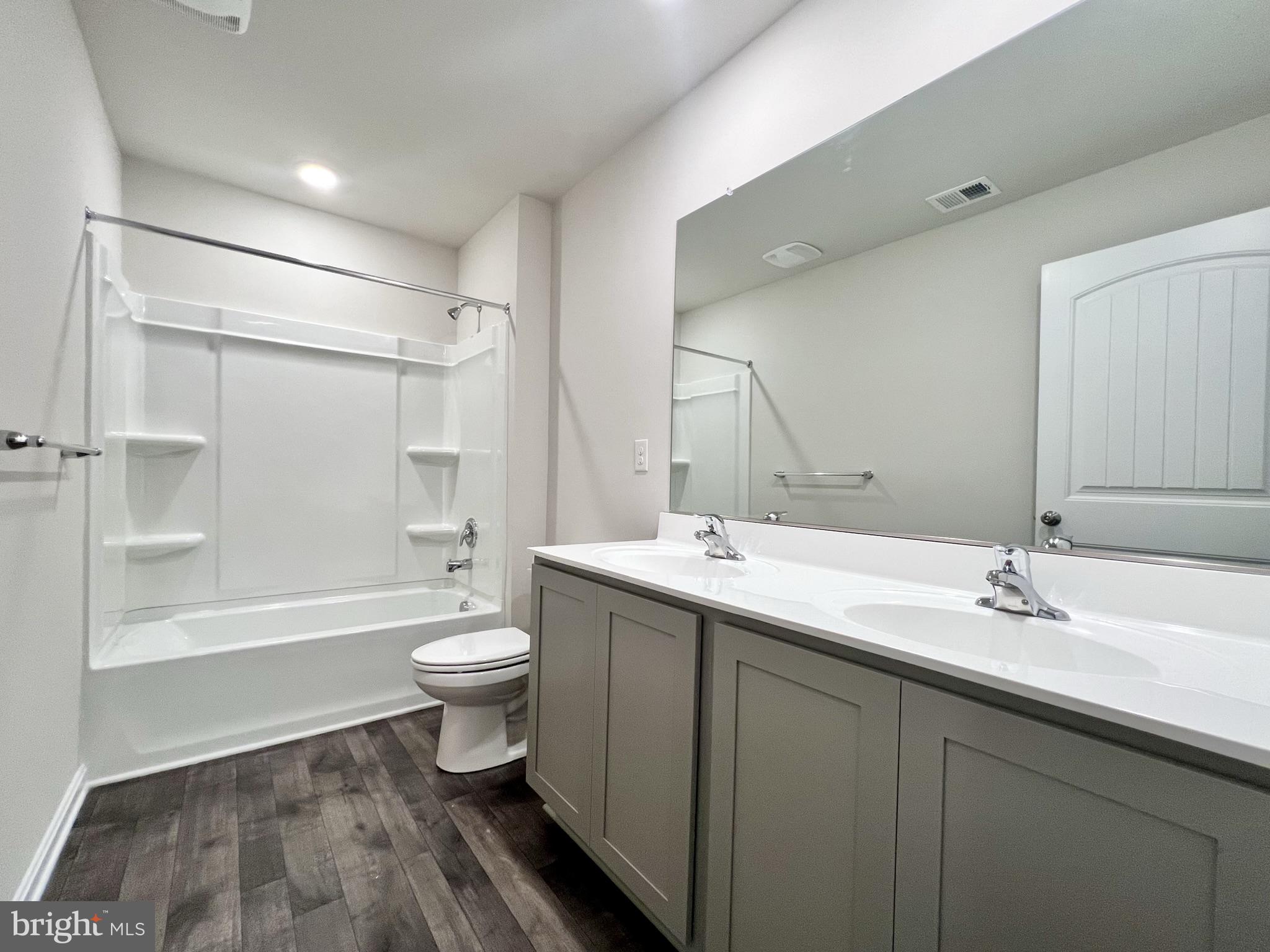 THE PRESERVE AT SOUTHFIELDS - Residential