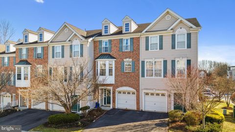 Townhouse For Sale - 4 Hope Street<br/> Warren County, PHILLIPSBURG, NJ 08865