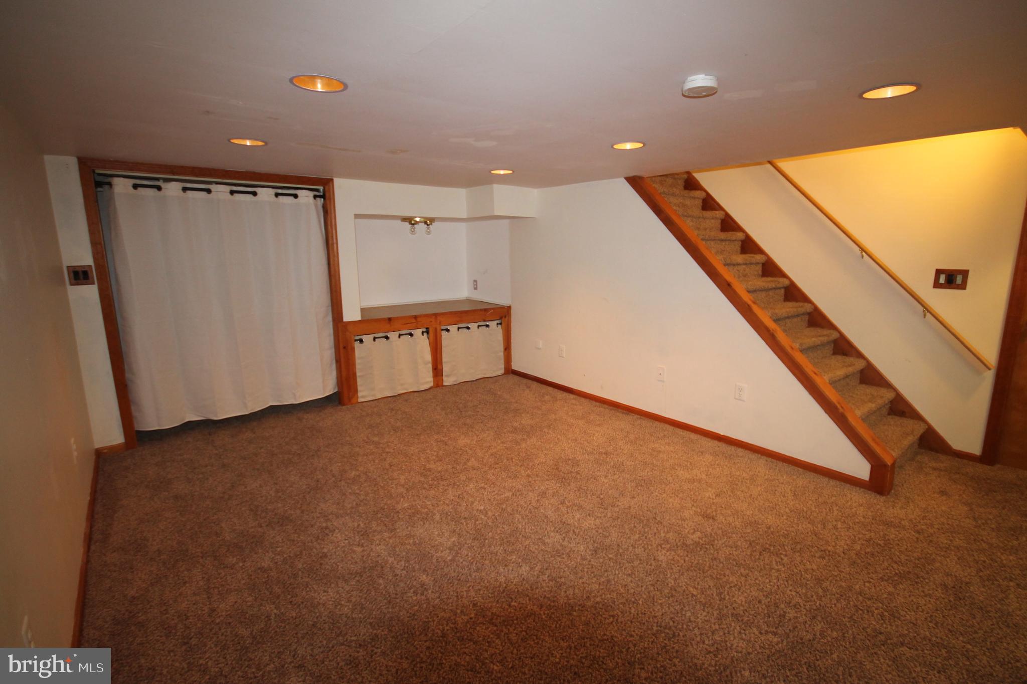 WHITPAIN HILLS - Residential Lease