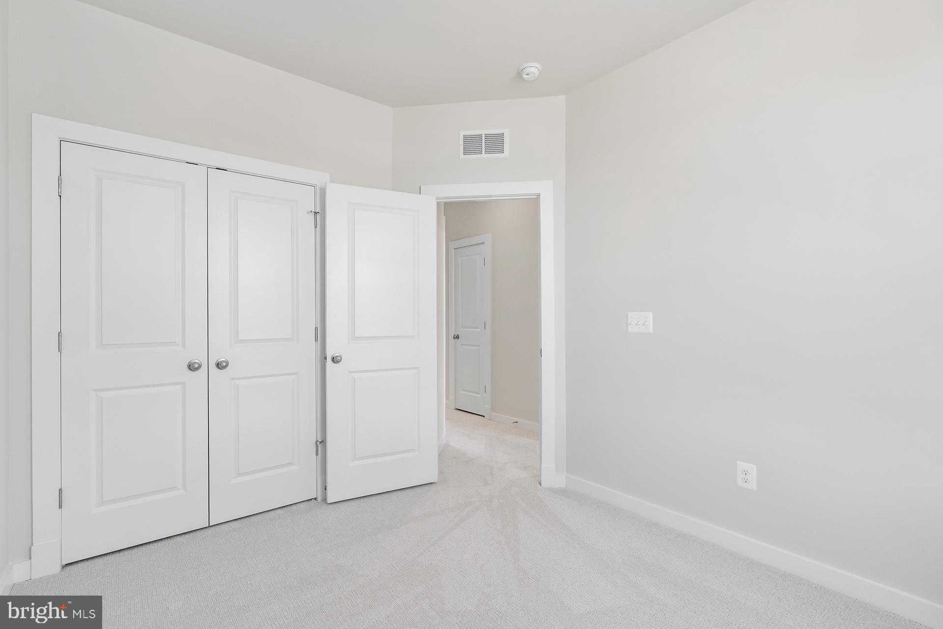 MARY'S LANDING - Residential