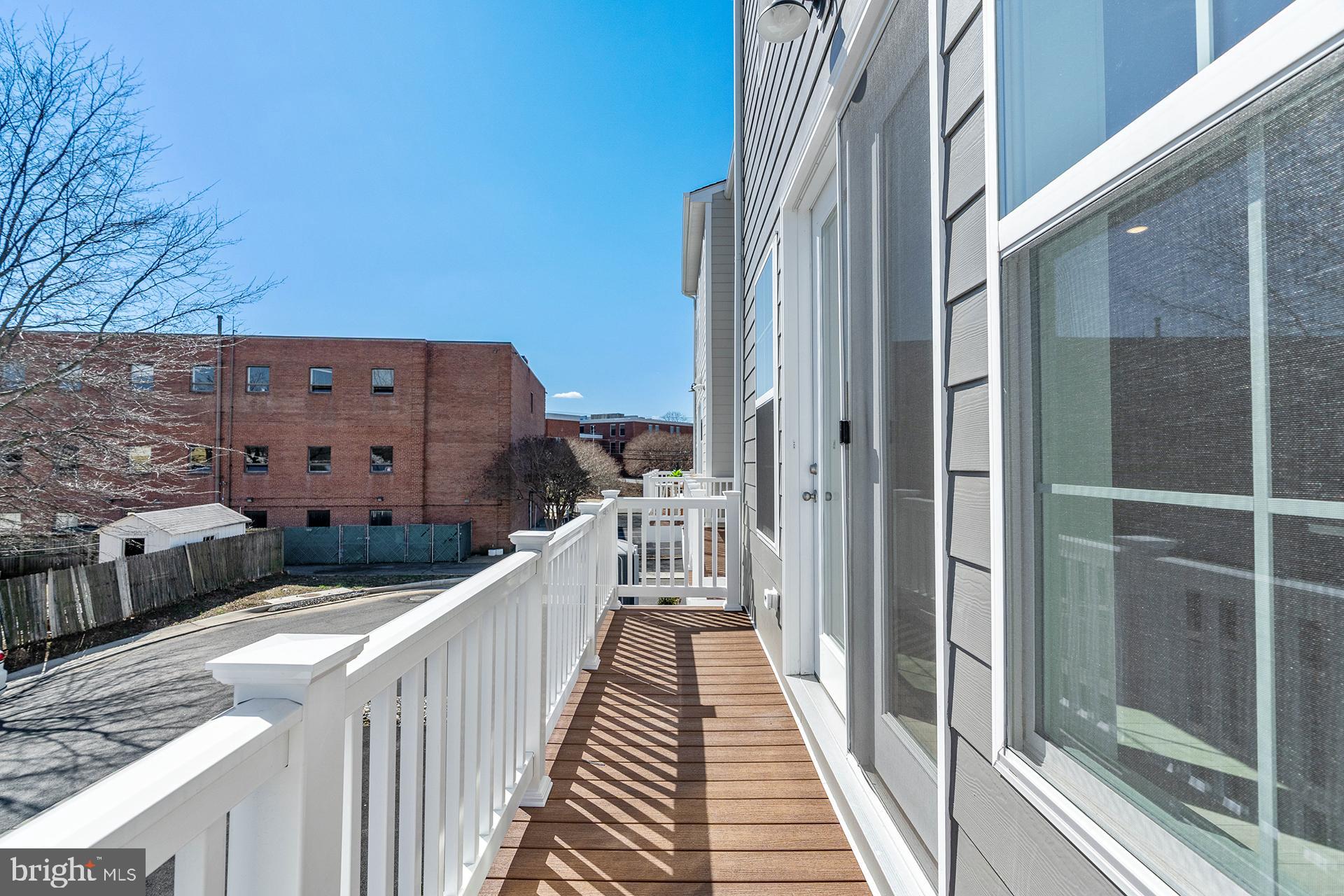 MARY'S LANDING - Residential