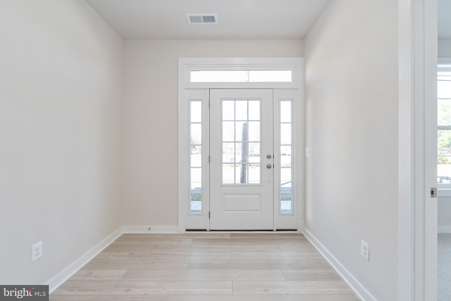 MARY'S LANDING - Residential