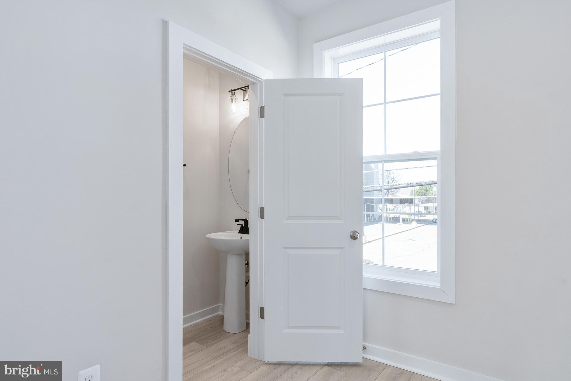 MARY'S LANDING - Residential