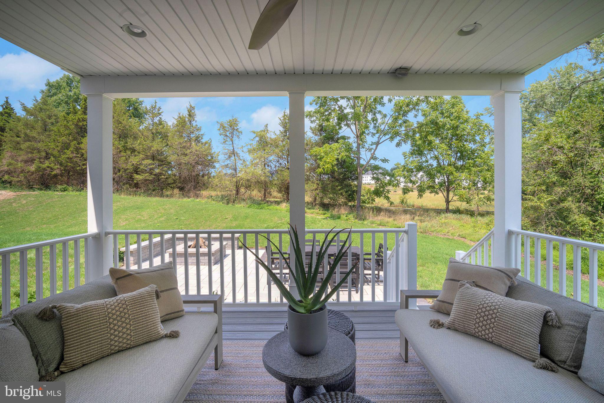 STRAWBERRY HILLS - Residential