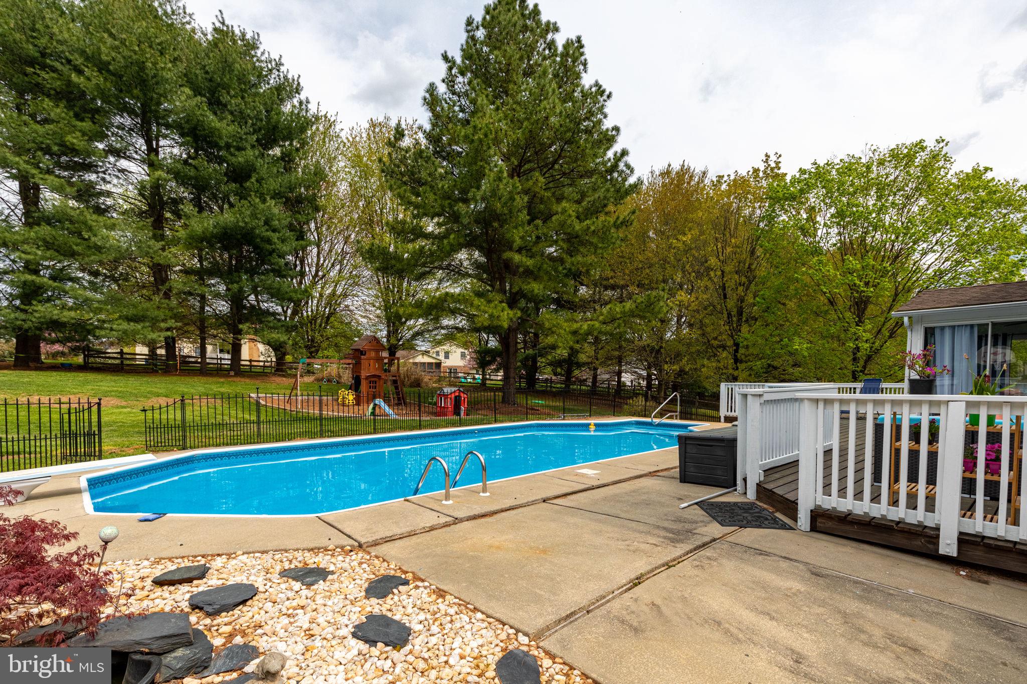 GLEN ELYN - Residential