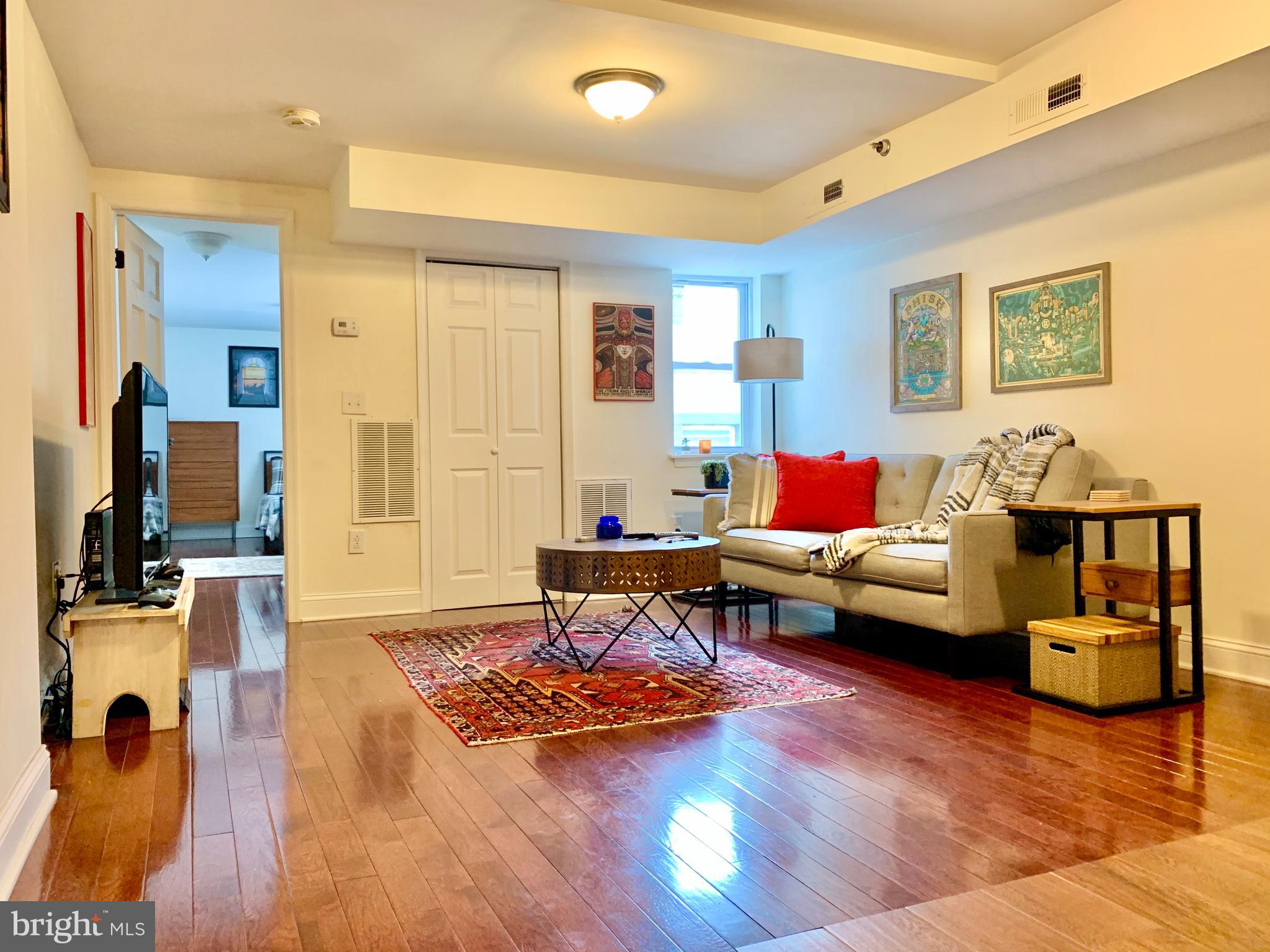 OLD CITY - Residential Lease