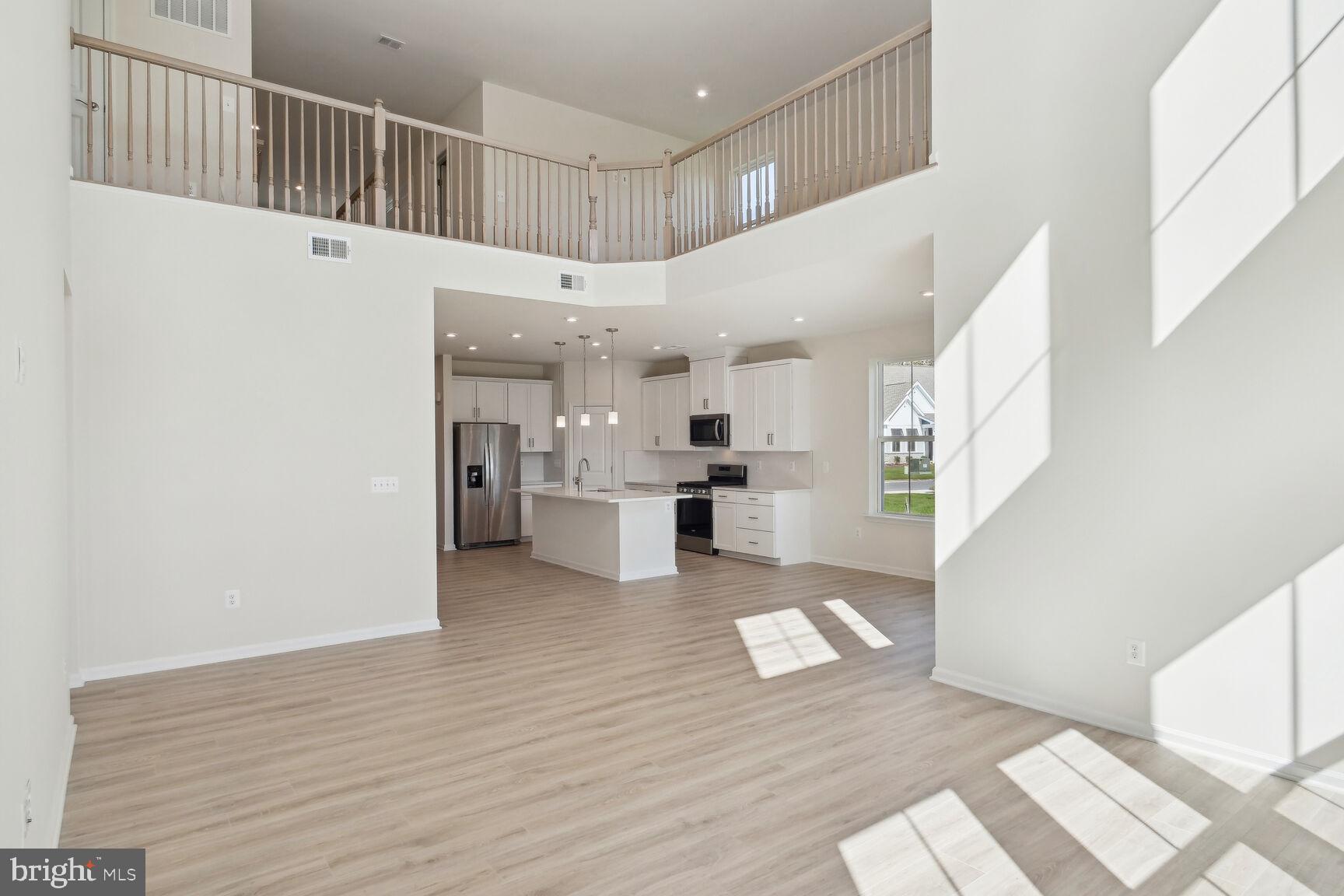 CHASE OAKS - Residential