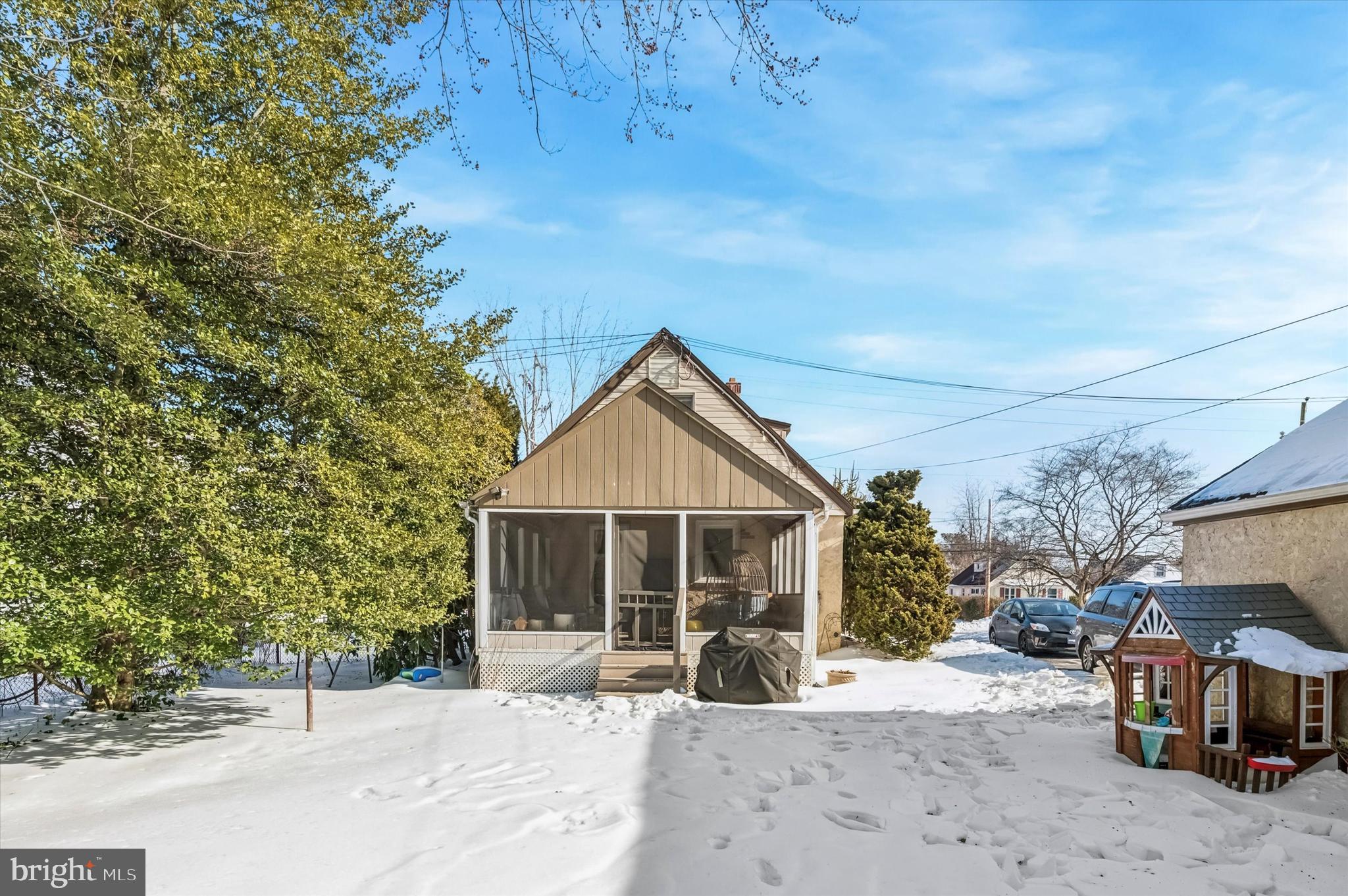 GARDEN CITY - Residential