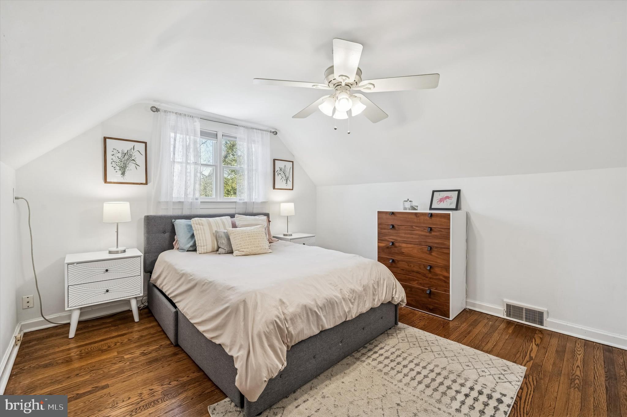 GARDEN CITY - Residential