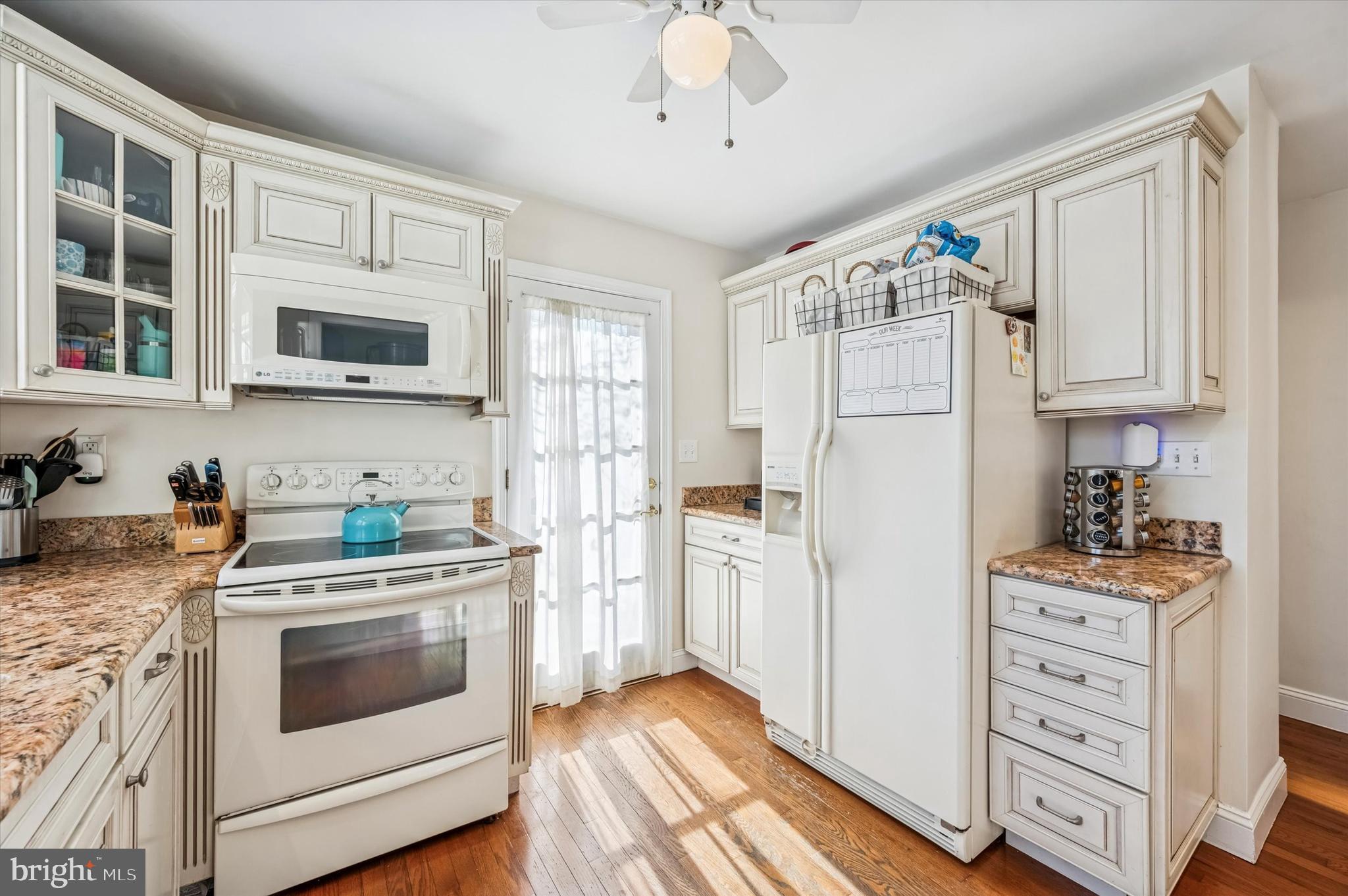 GARDEN CITY - Residential