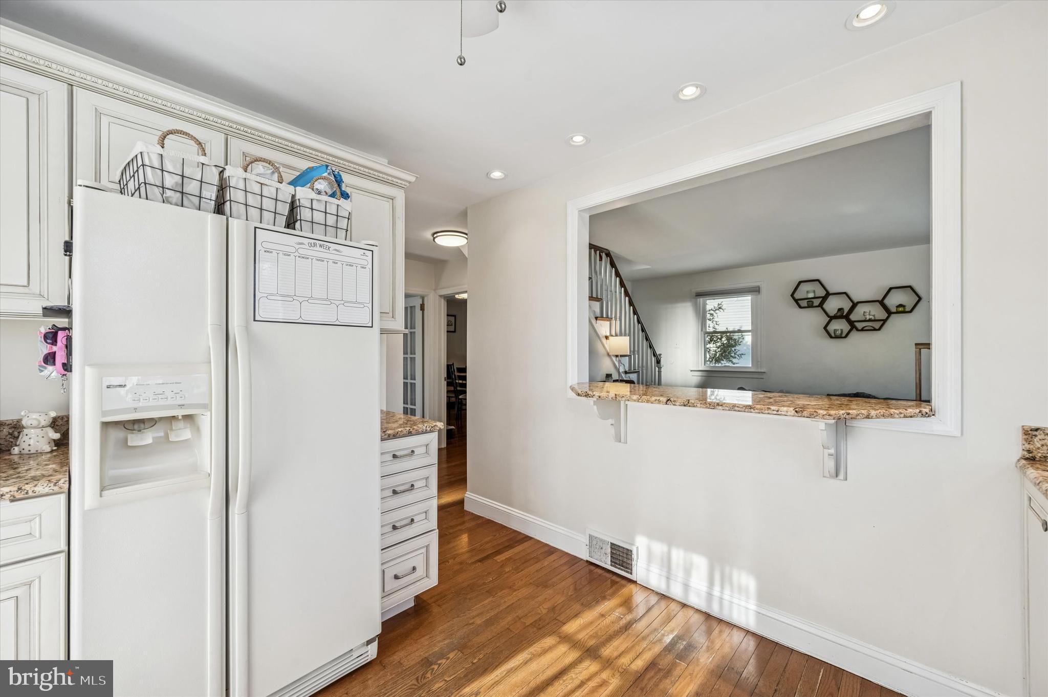 GARDEN CITY - Residential