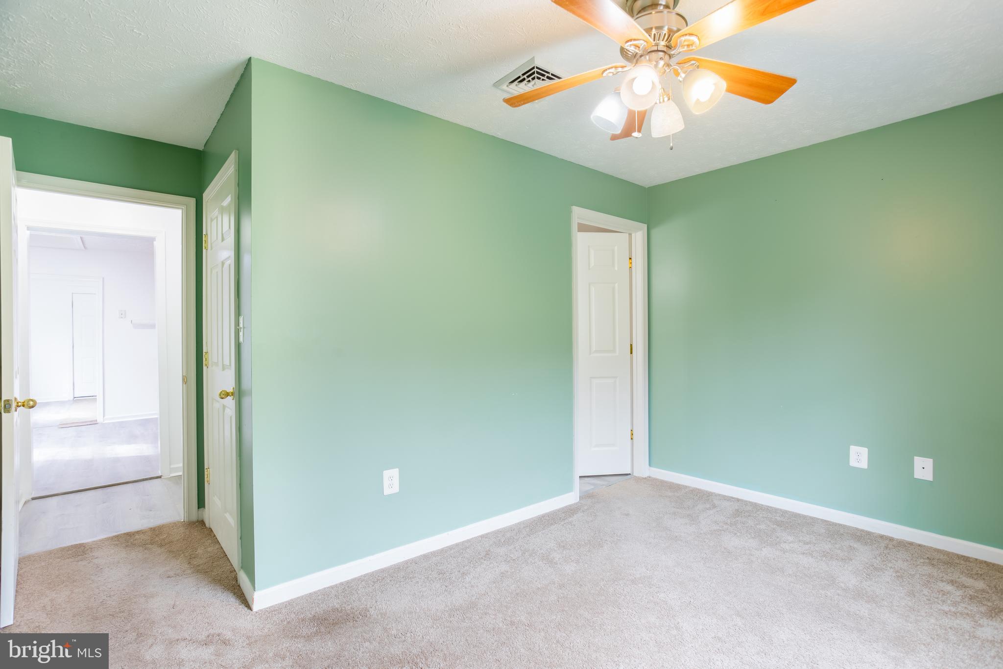 SWAN MEADOWS - Residential Lease