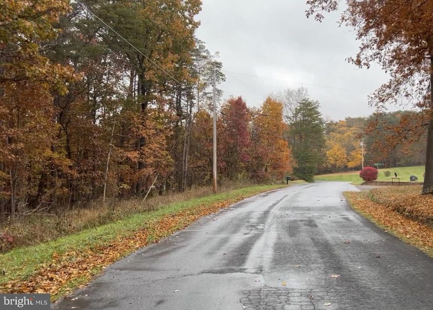 Build your dream home! This lot sits in the much sought after Foxwood Knolls Neighborhood. You'll have plenty of room to enjoy on your over 3 acres! There is so much potential here to make it the home you've been searching for!