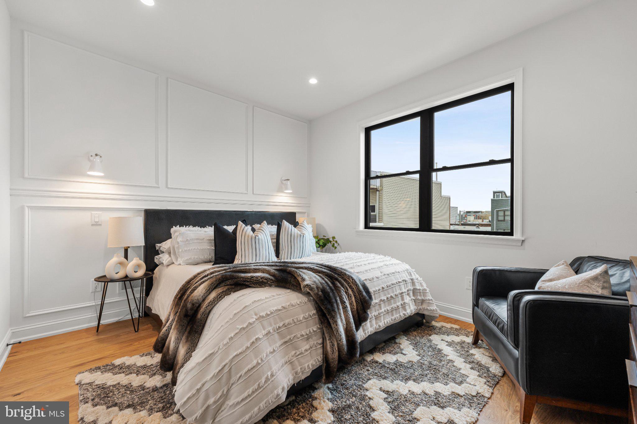POINT BREEZE - Residential