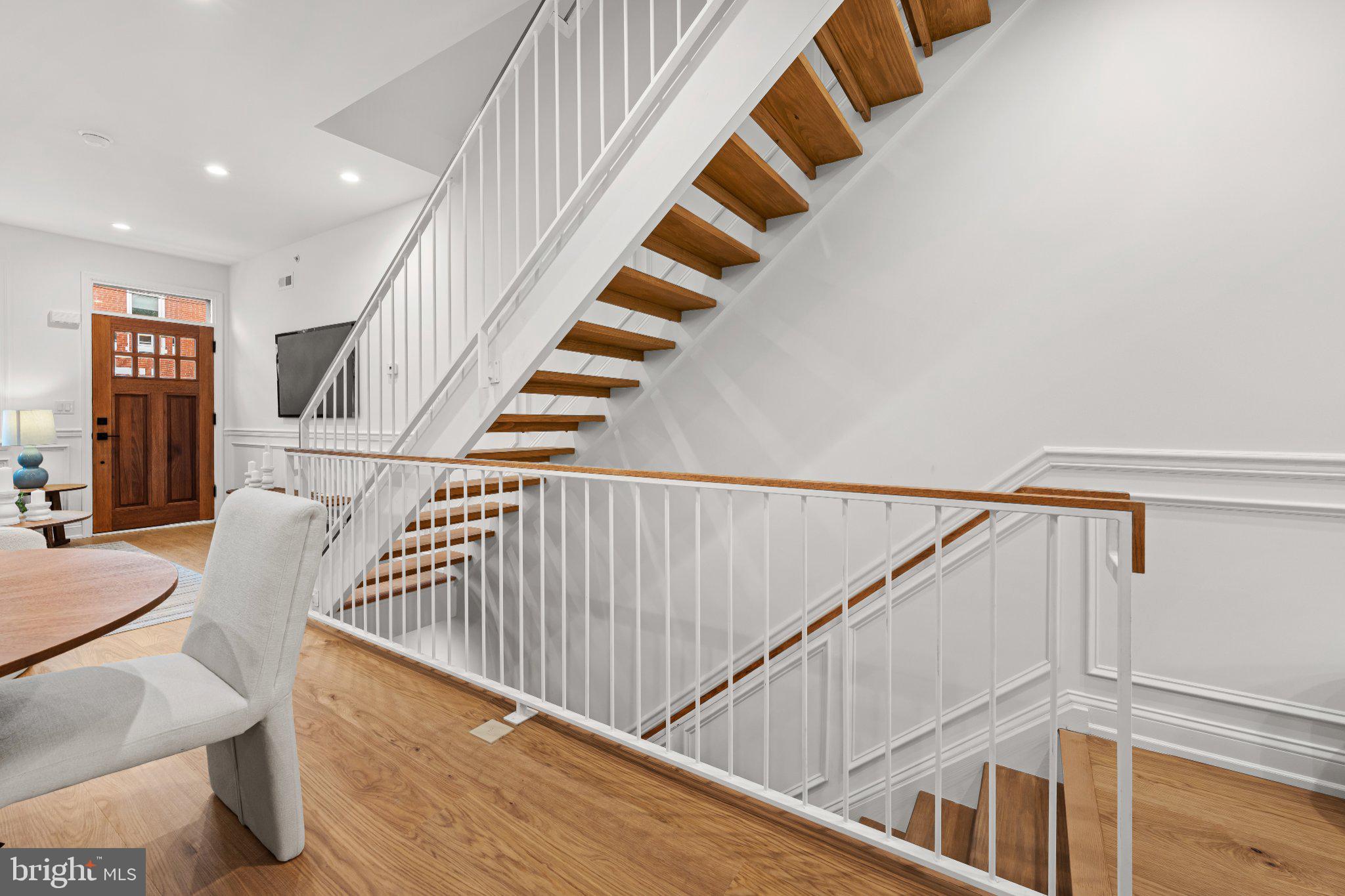 POINT BREEZE - Residential