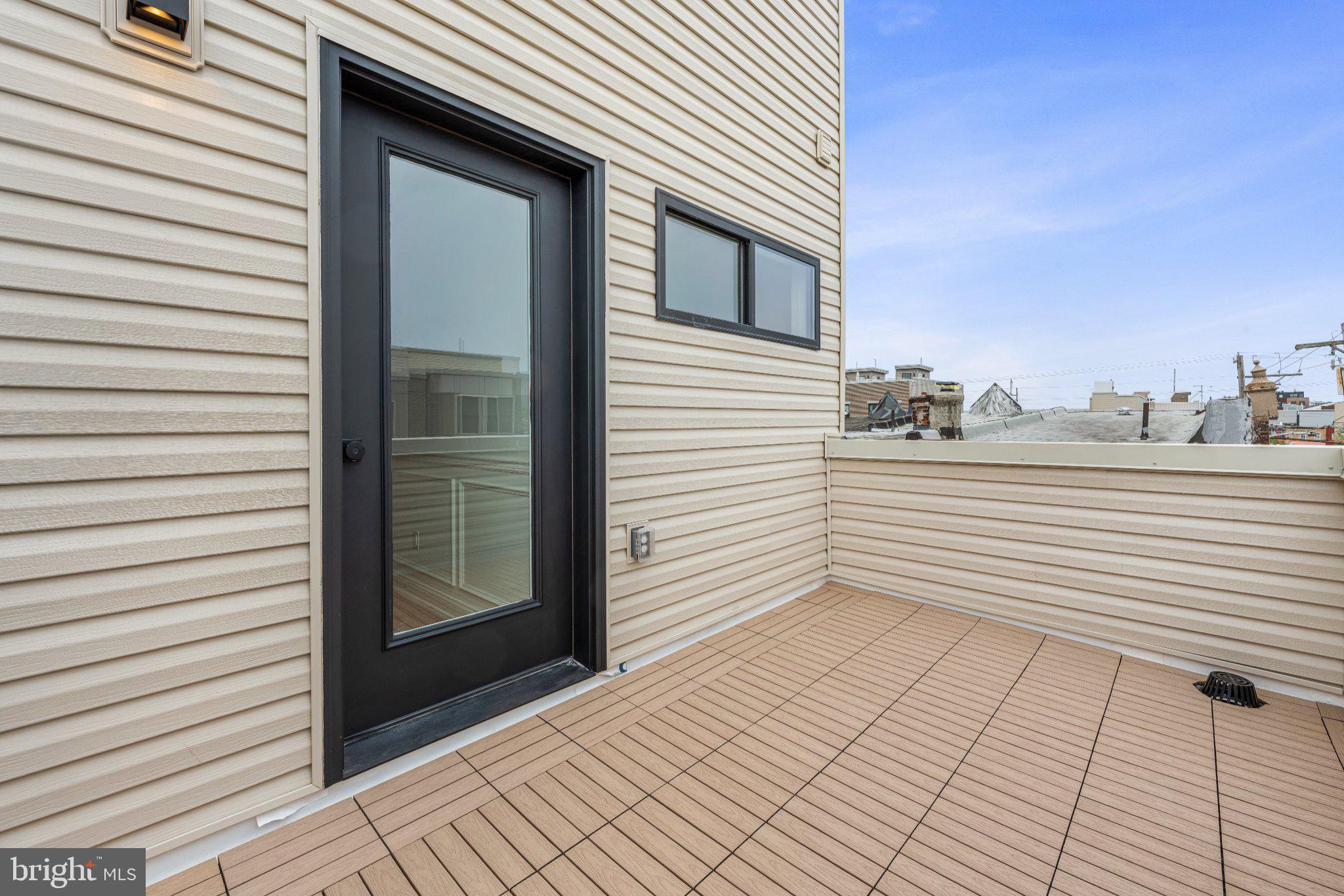 POINT BREEZE - Residential
