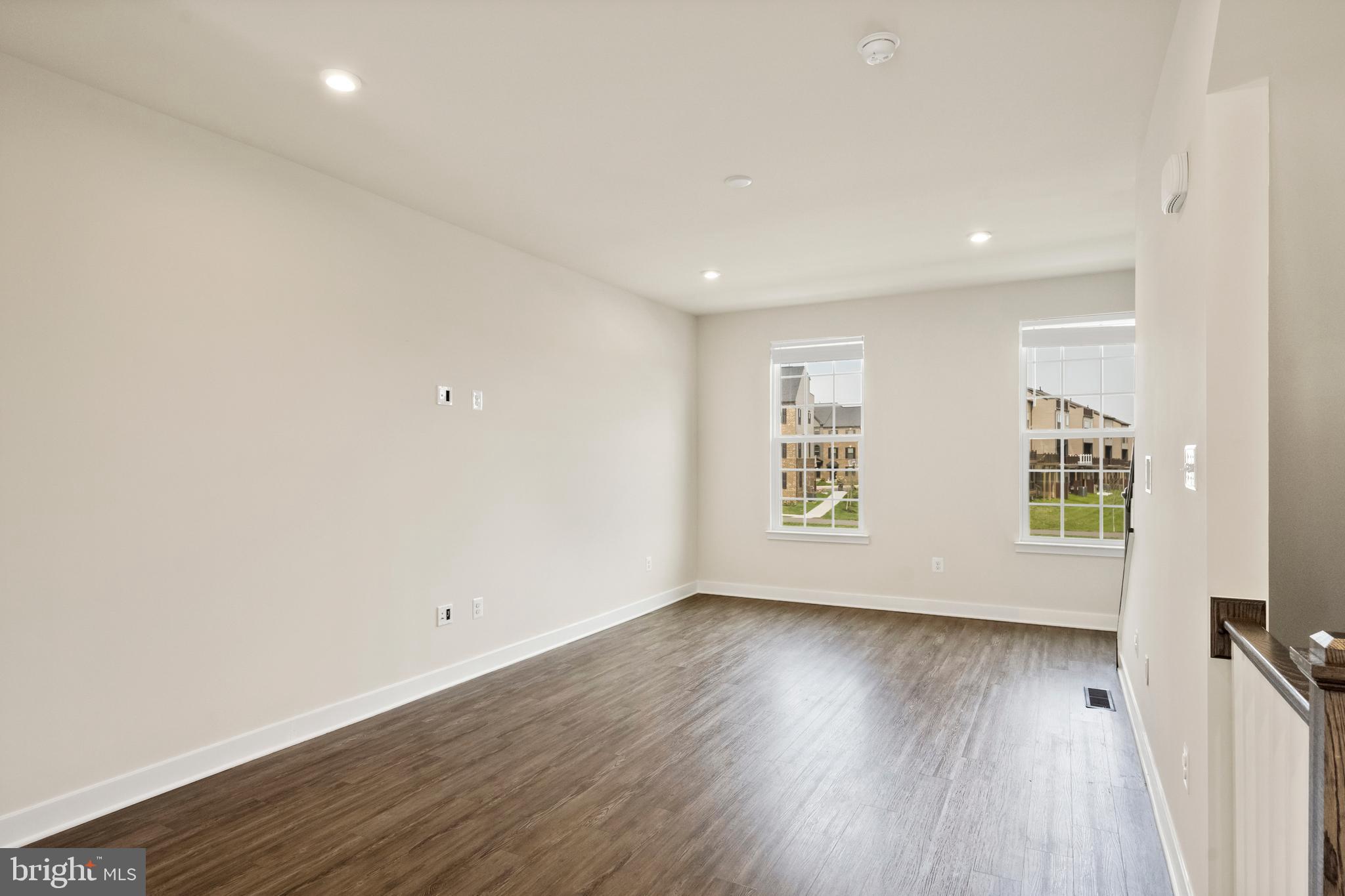 FOSTER'S GLEN - Residential Lease