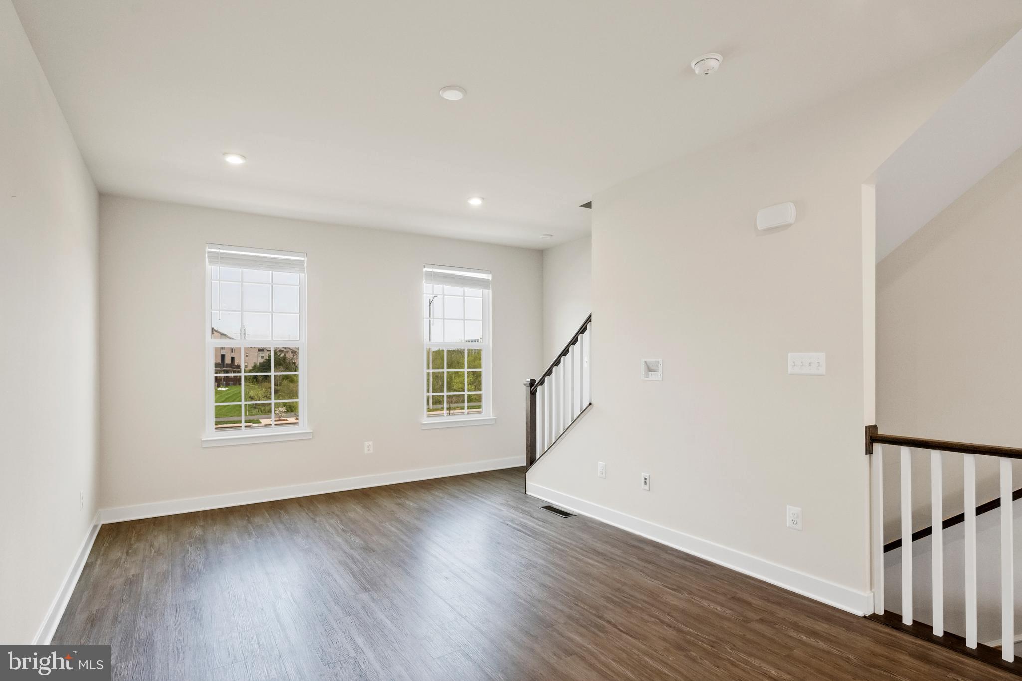 FOSTER'S GLEN - Residential Lease