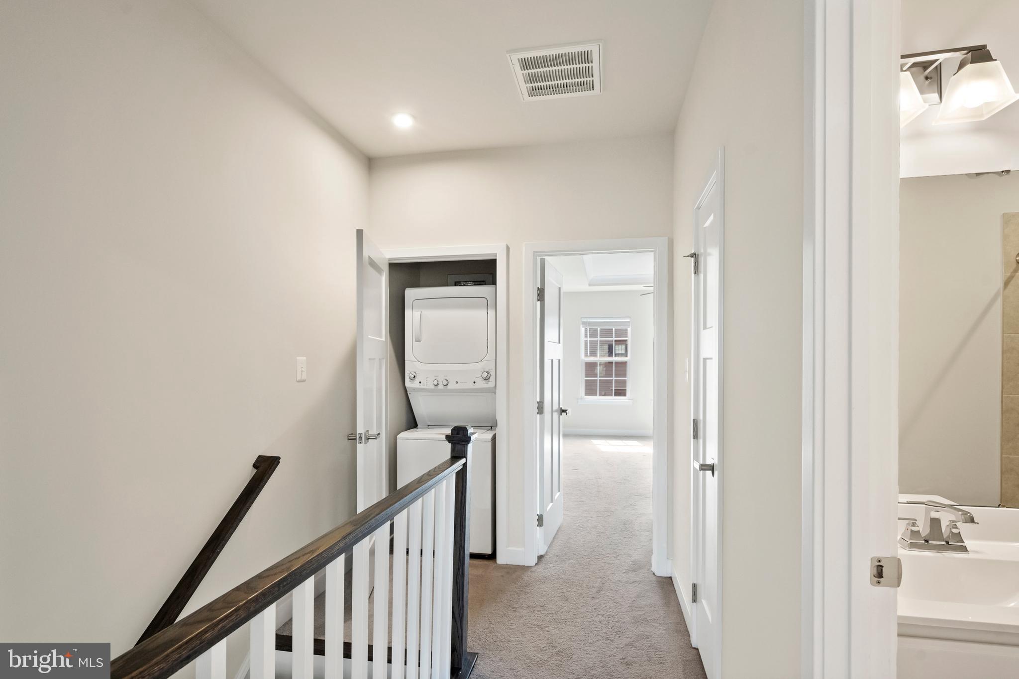 FOSTER'S GLEN - Residential Lease