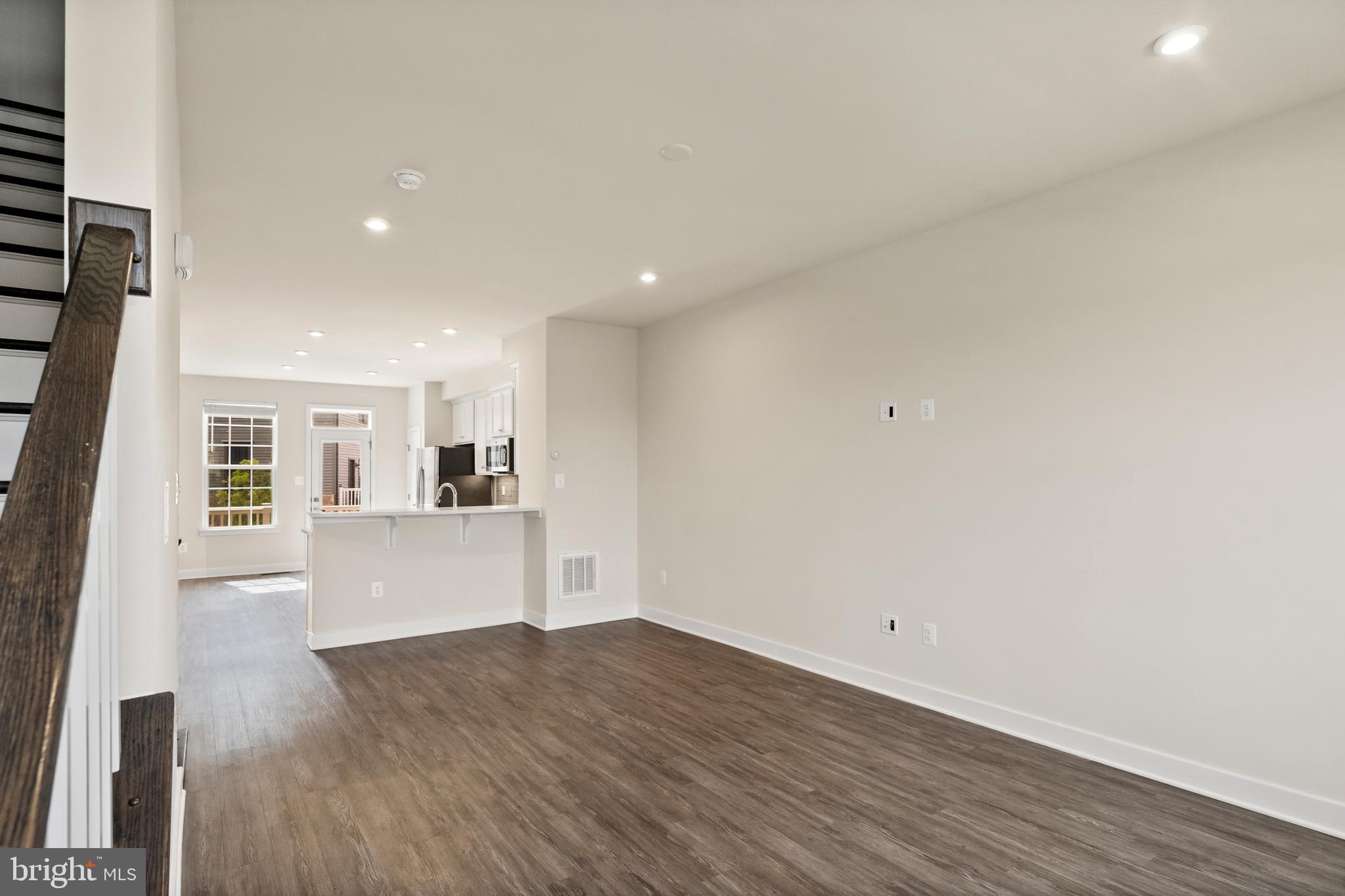 FOSTER'S GLEN - Residential Lease