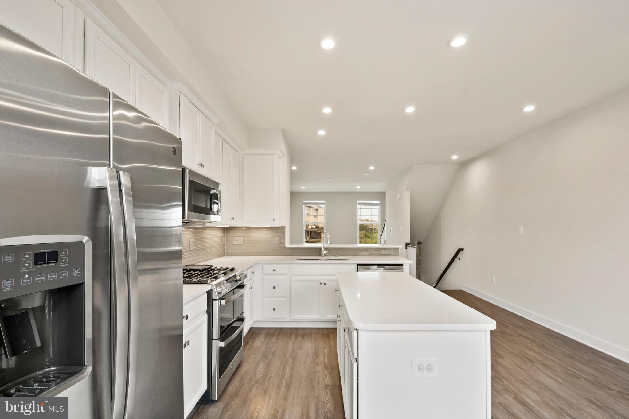 FOSTER'S GLEN - Residential Lease