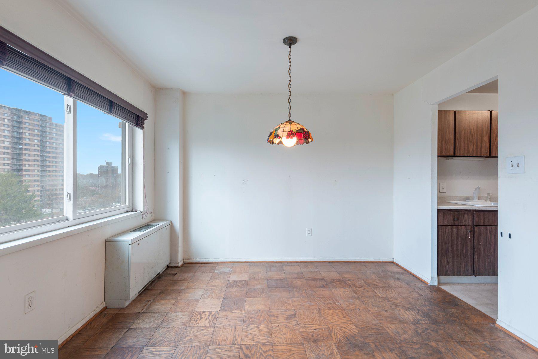 UNIVERSITY TOWERS CODM - Residential