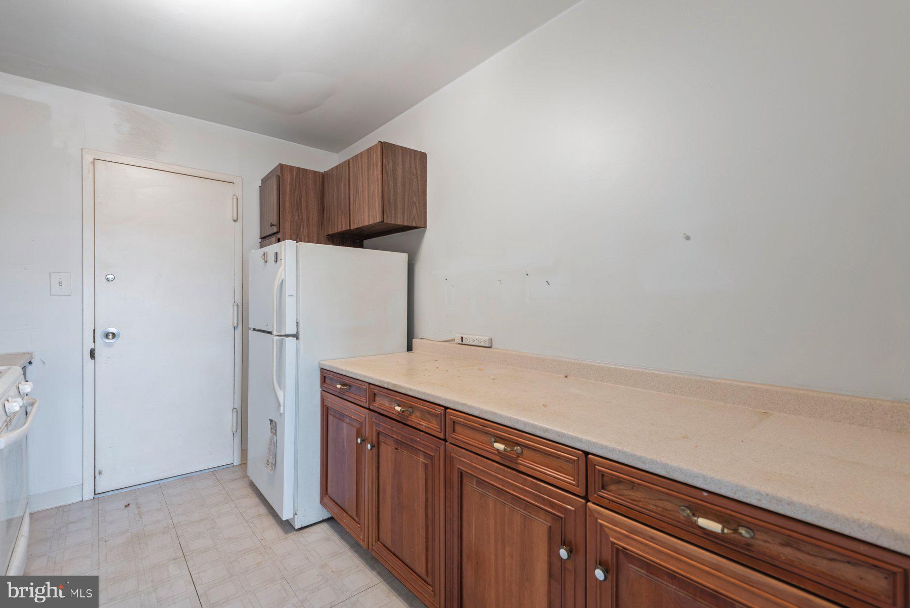 UNIVERSITY TOWERS CODM - Residential