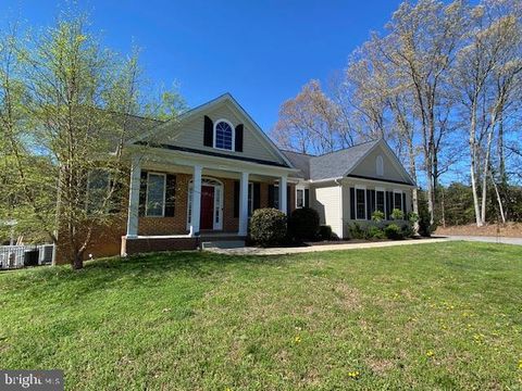 Property photo of 5823 Allerdale Court, Hughesville, MD 20637