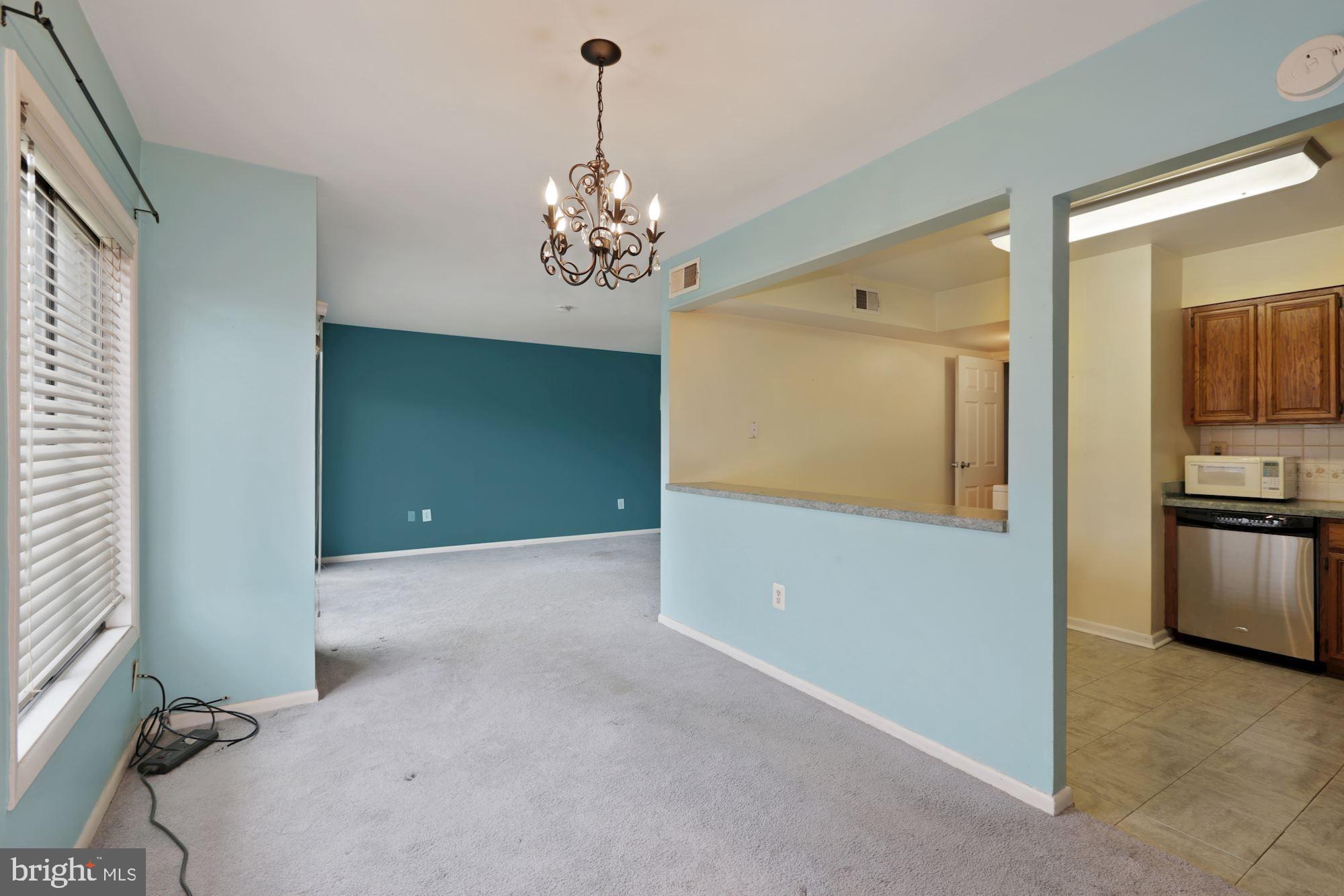 HUNTING RIDGE CONDOMINIUM - Residential