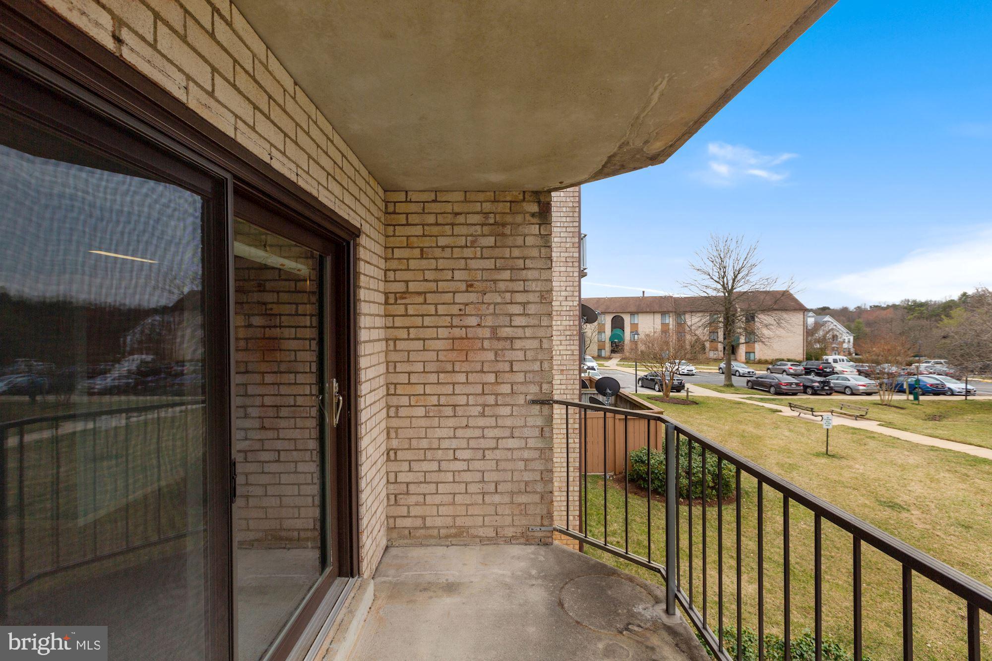 HUNTING RIDGE CONDOMINIUM - Residential