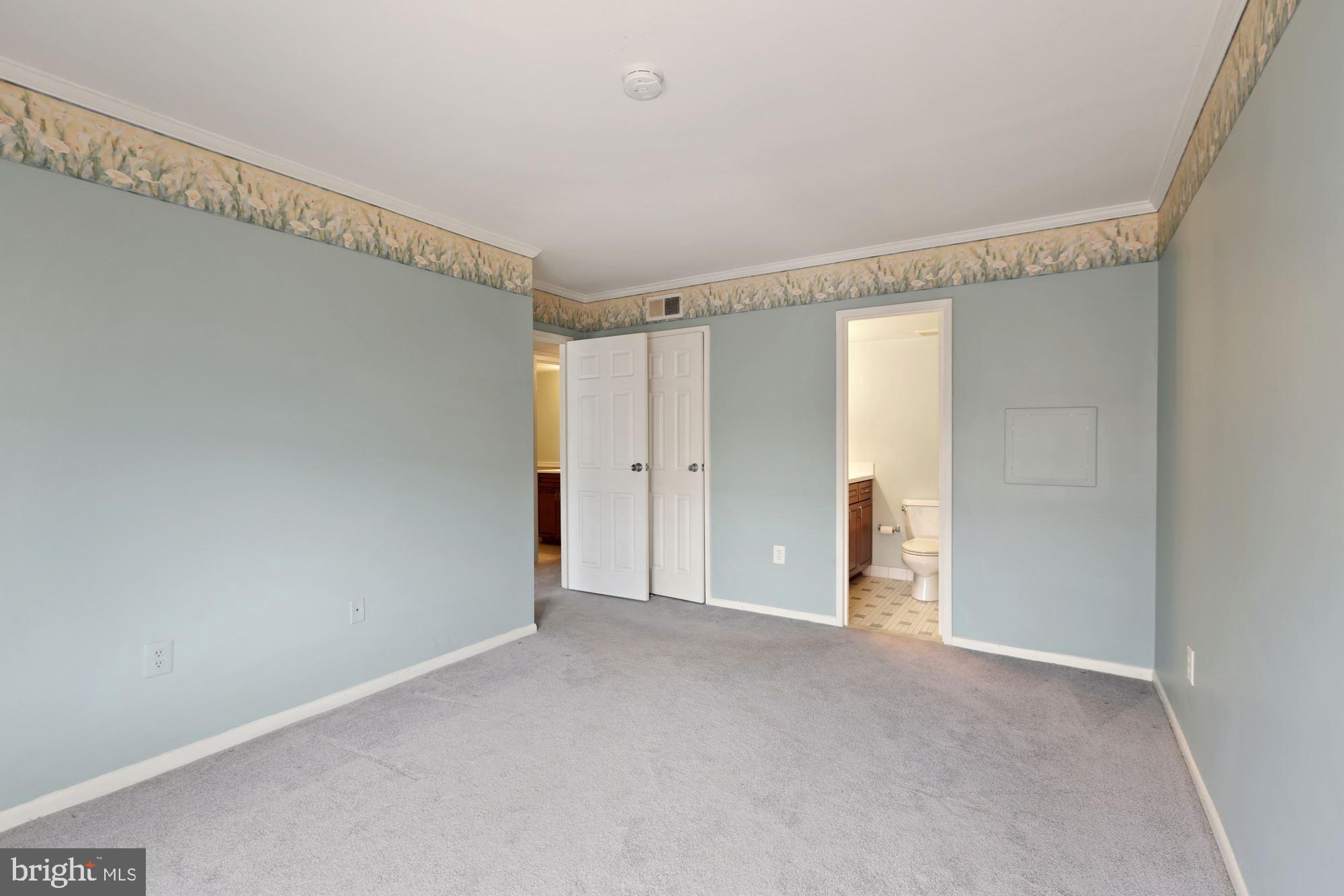 HUNTING RIDGE CONDOMINIUM - Residential