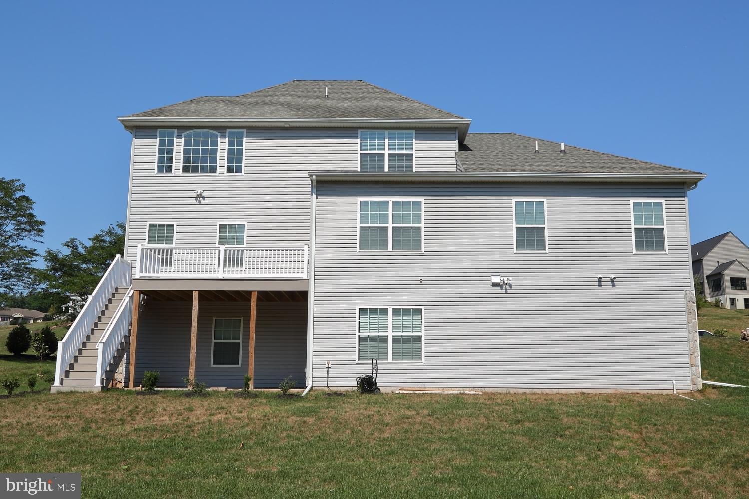 SUMMIT AT STONEMILL - Residential