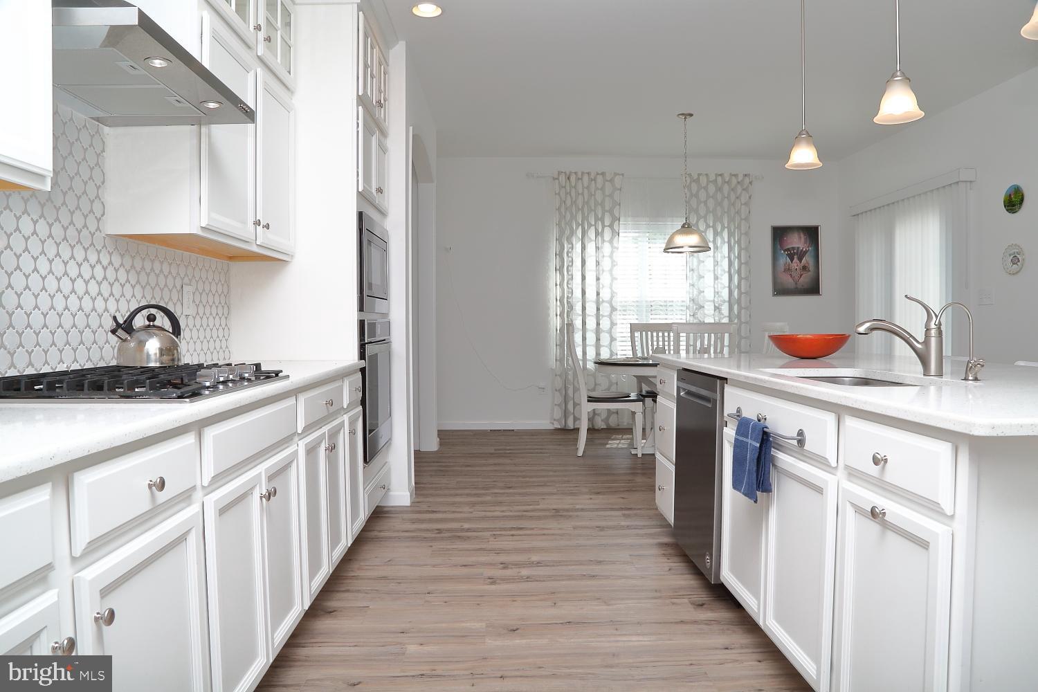 SUMMIT AT STONEMILL - Residential